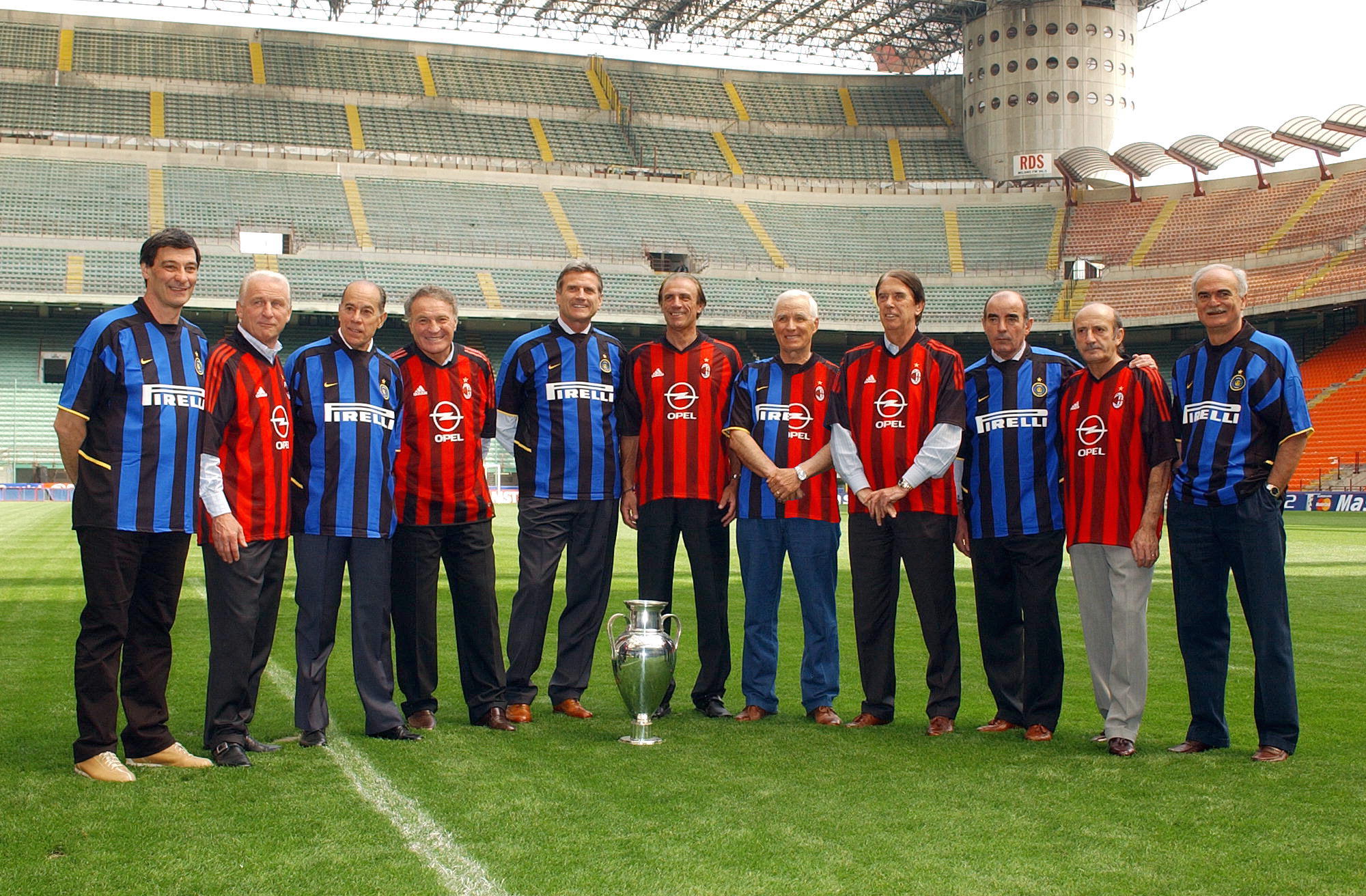 Por qu el estadio del Milan e Inter se llama Giuseppe Meazza y San Siro?