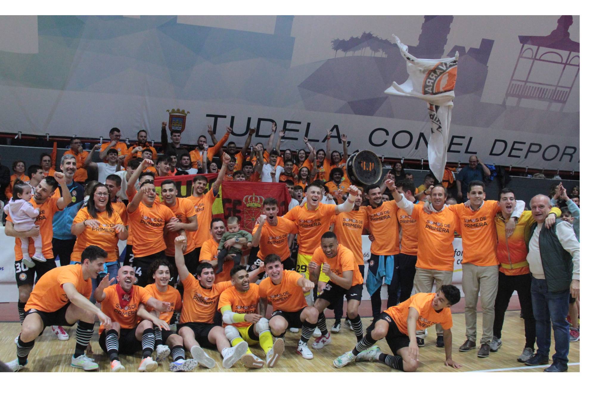 Aspil Jumpers Ribera Navarra celebra su salvacin en la undcima temporada consecutiva en Primera Federacin.