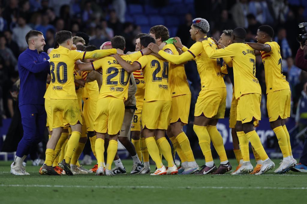 Los jugadores del Barça celebran el título de Liga.