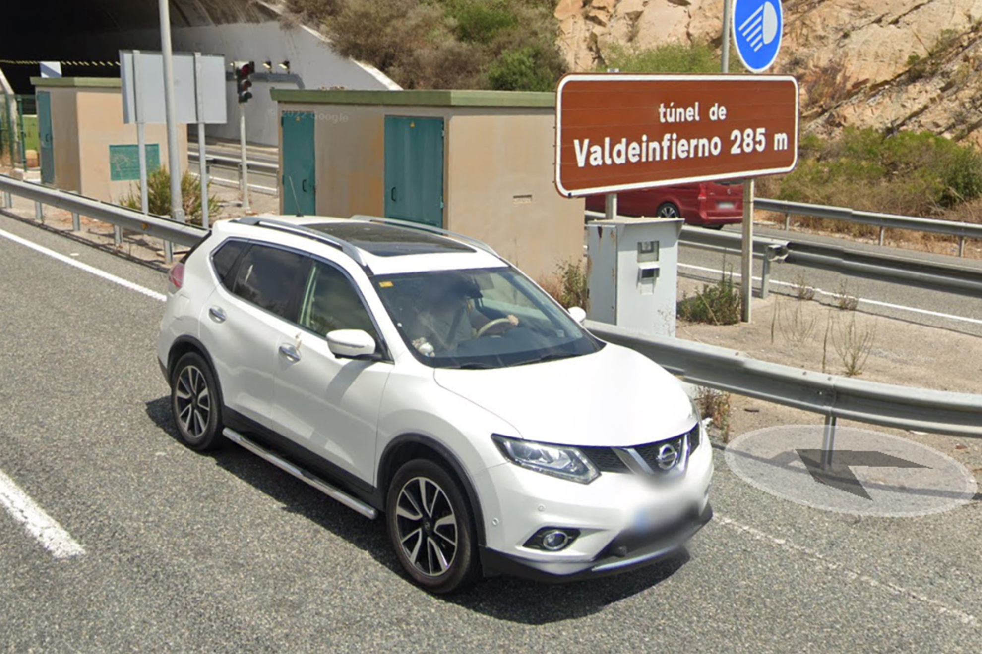 El radar situado a la salida del túnel de Valdeinfierno es el que más multa de España.