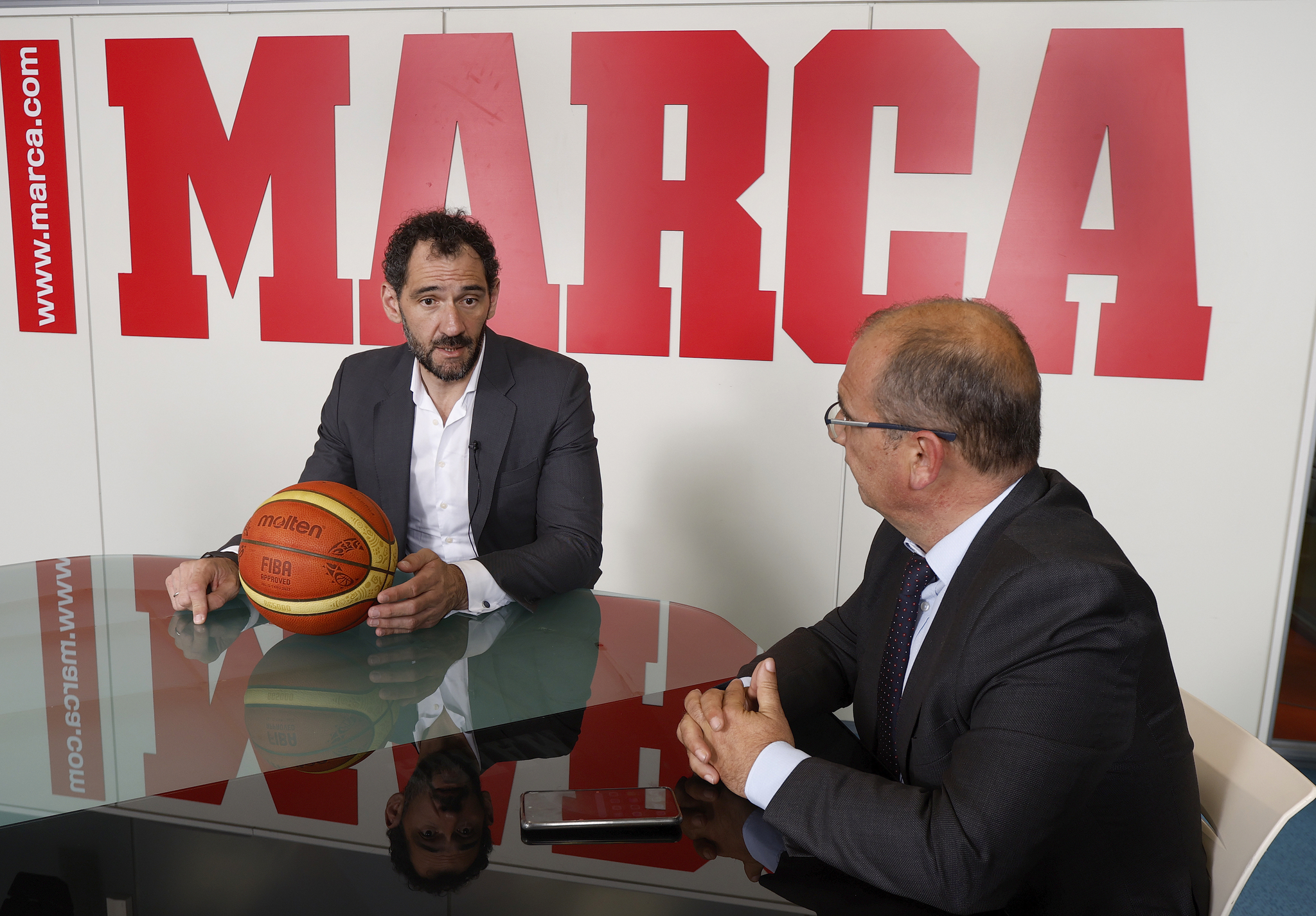 Garbajosa, junto a Juan Ignacio Gallardo, director de MARCA