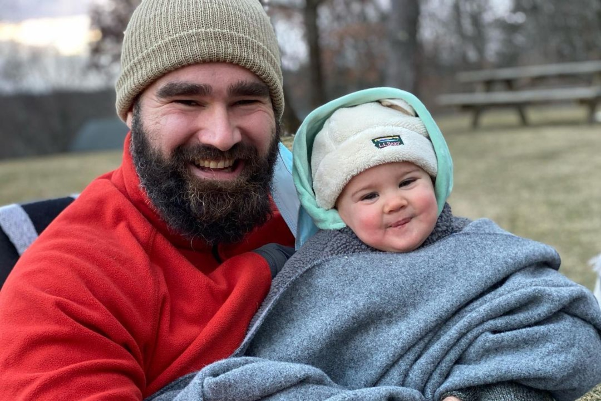 Eagles Jason Kelce's heartwarming parenting moment: How a scare led to an  adorable visit to the doctor | Marca
