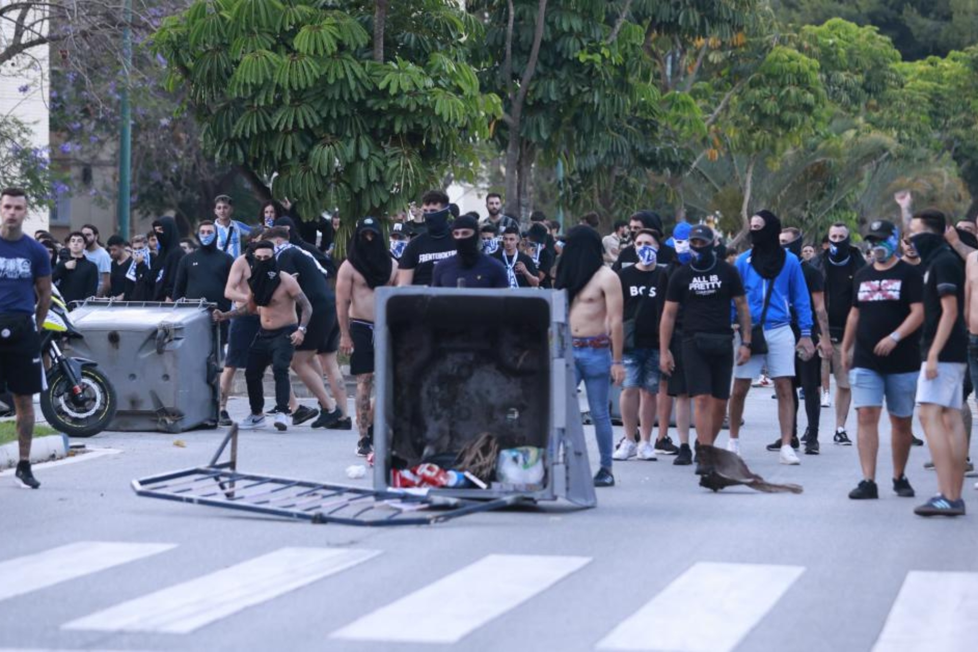 La Policía Nacional detiene a trece radicales por los altercados del Málaga-Ibiza