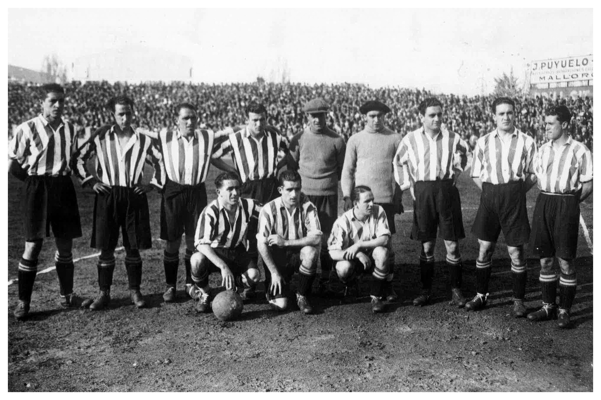 Un equipo del Athletic 1930-31, campeón de Liga y Copa.