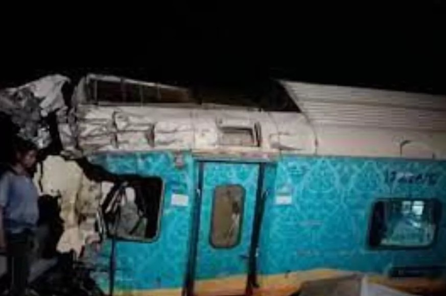 Train Crash in India: Tragedy leaves 120 dead and 800 wounded