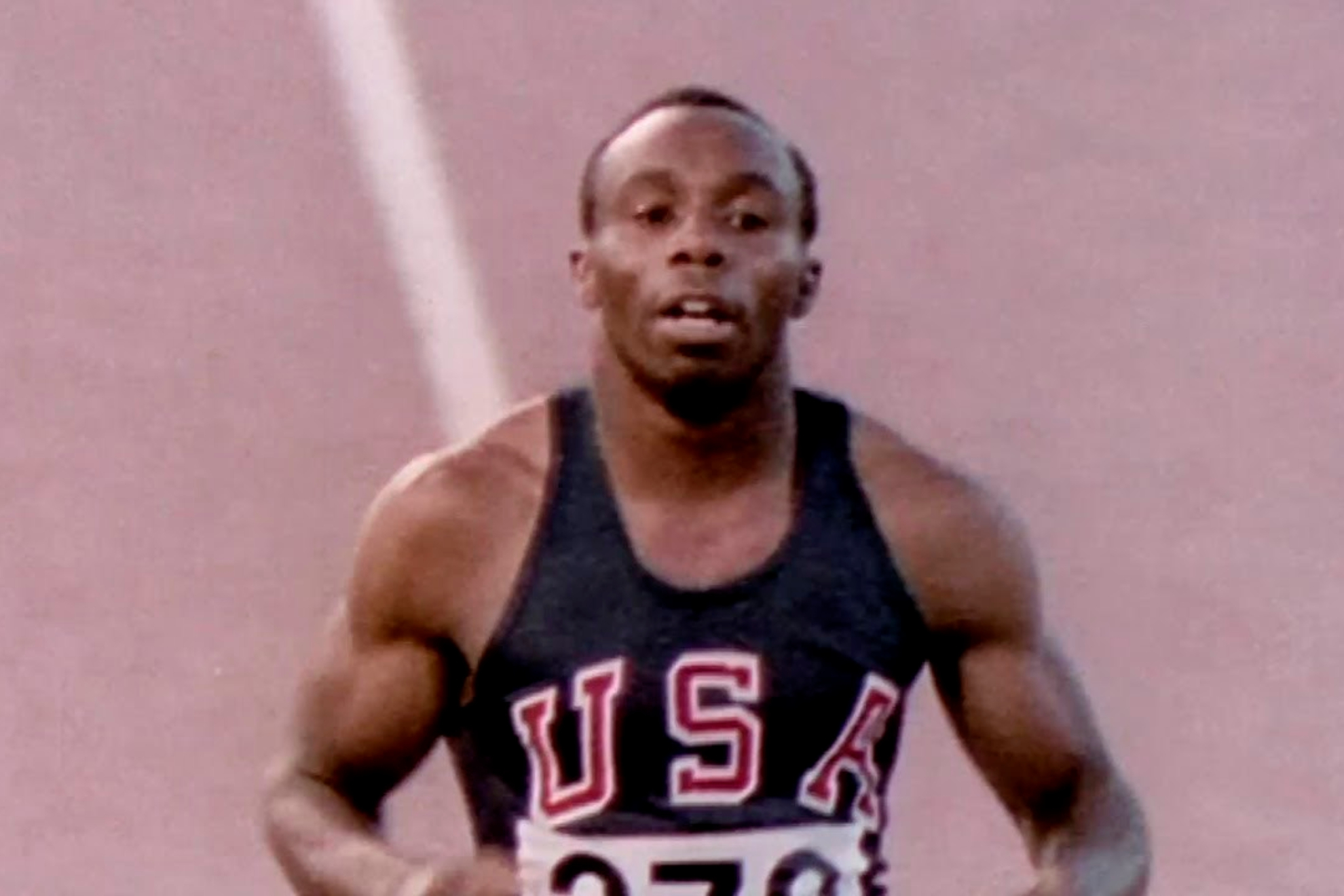 Muere Jim Hines, el hombre que rompió la barrera de los 10 segundos en los 100 metros