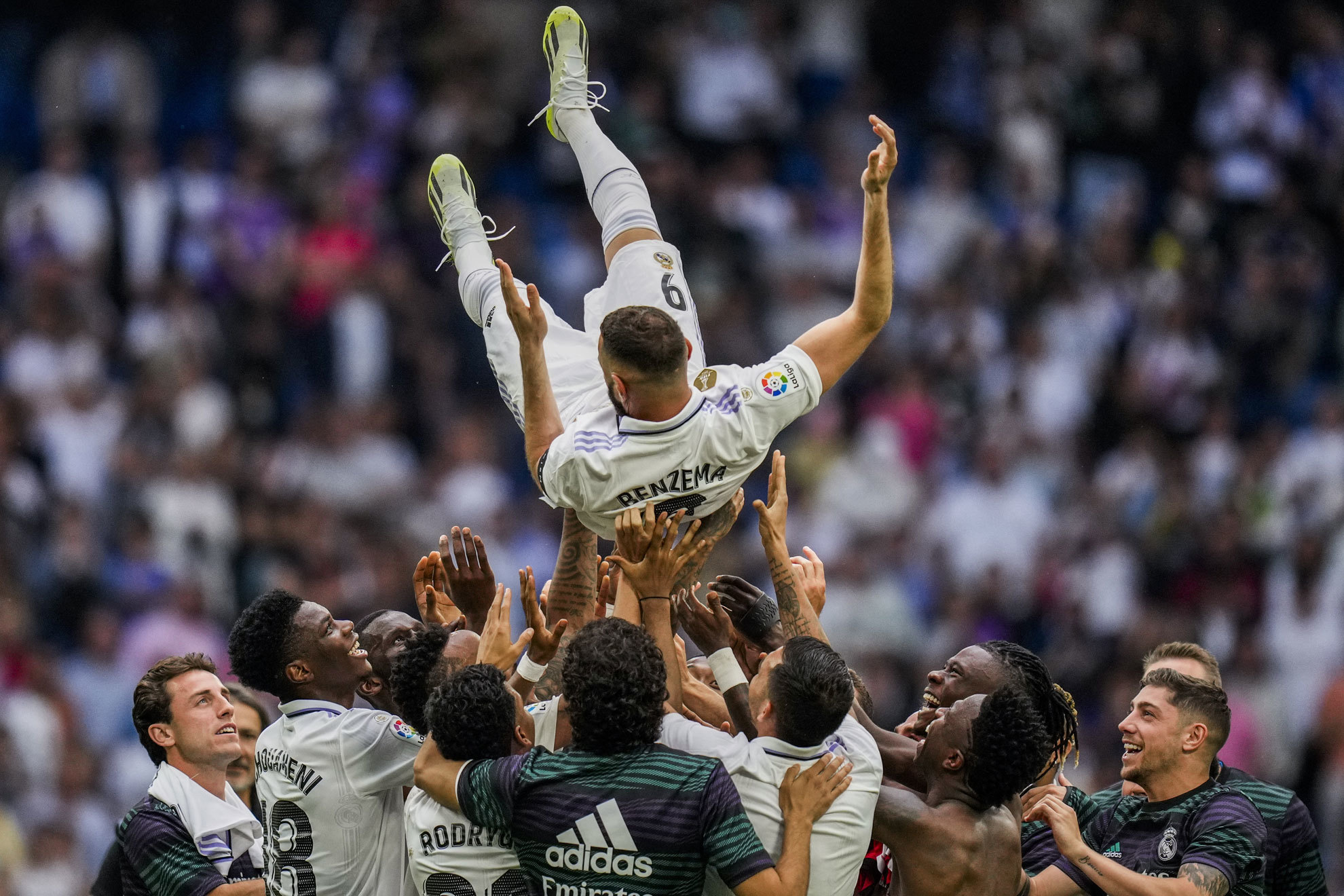 Benzema cierra una era dorada del Madrid