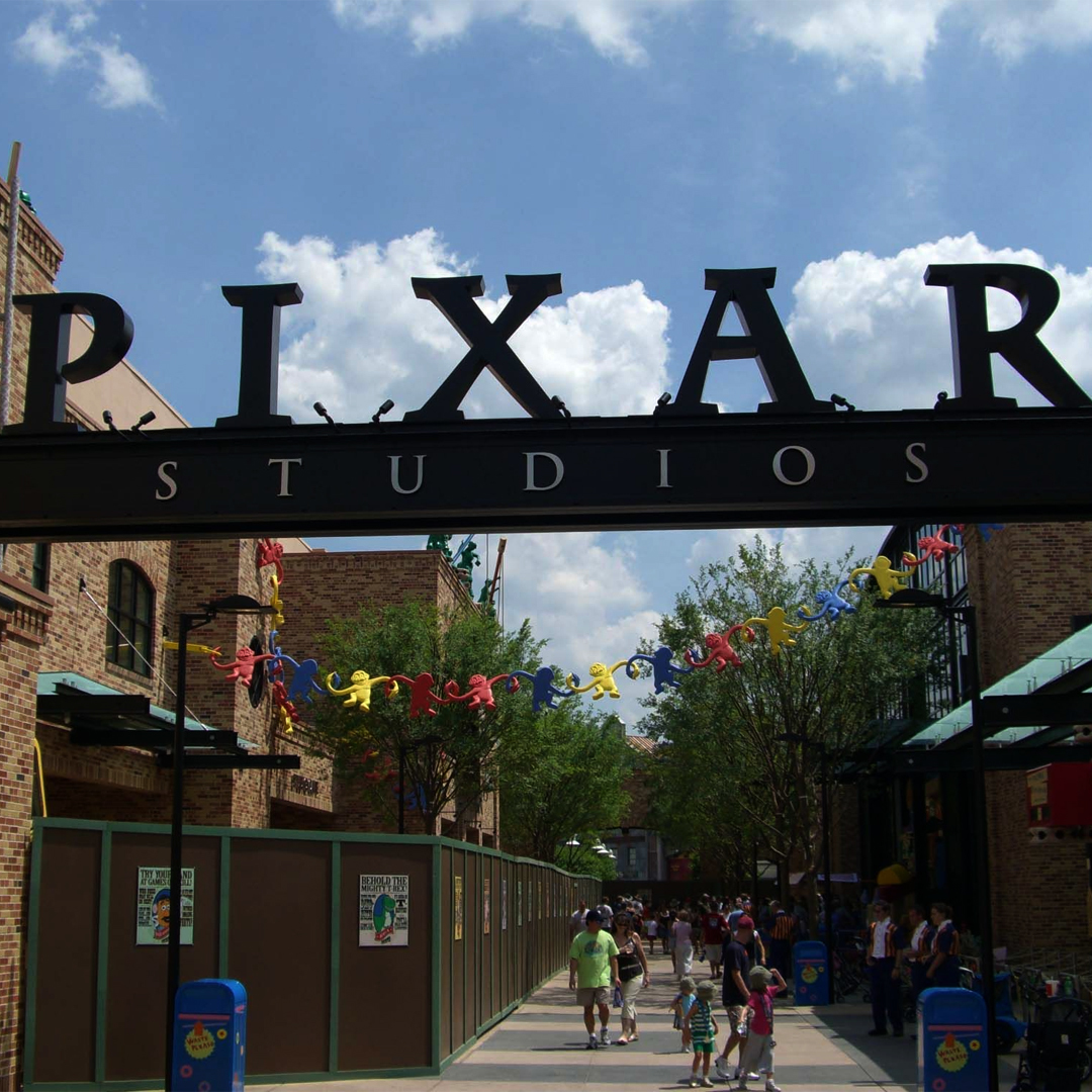 Disney despide a dos altos cargos de Pixar, uno de ellos el director de 'Lightyear'