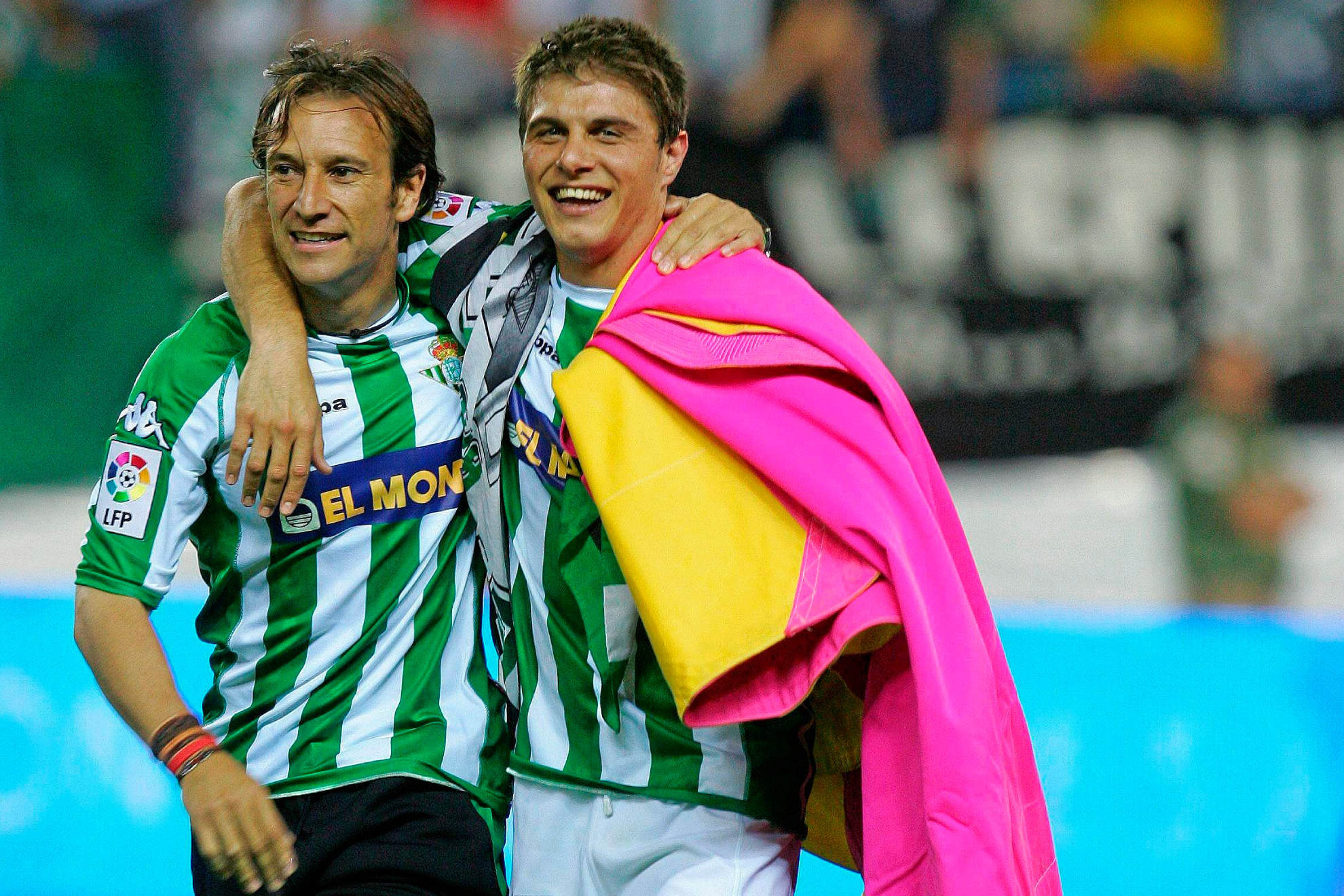 Alfonso y Joaquín, abrazados tras ganar la Copa de 2005