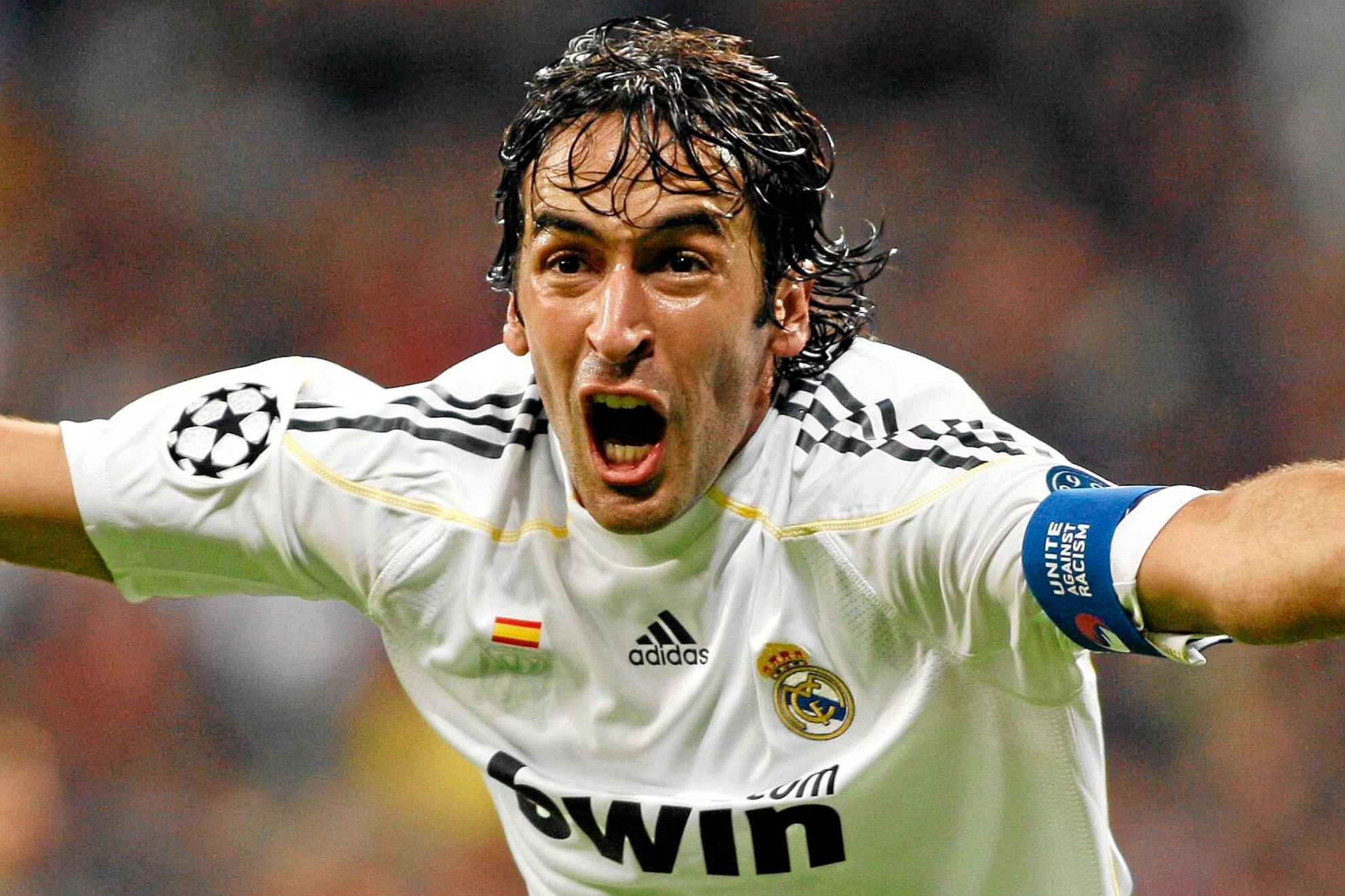 Raúl, celebrando un gol.
