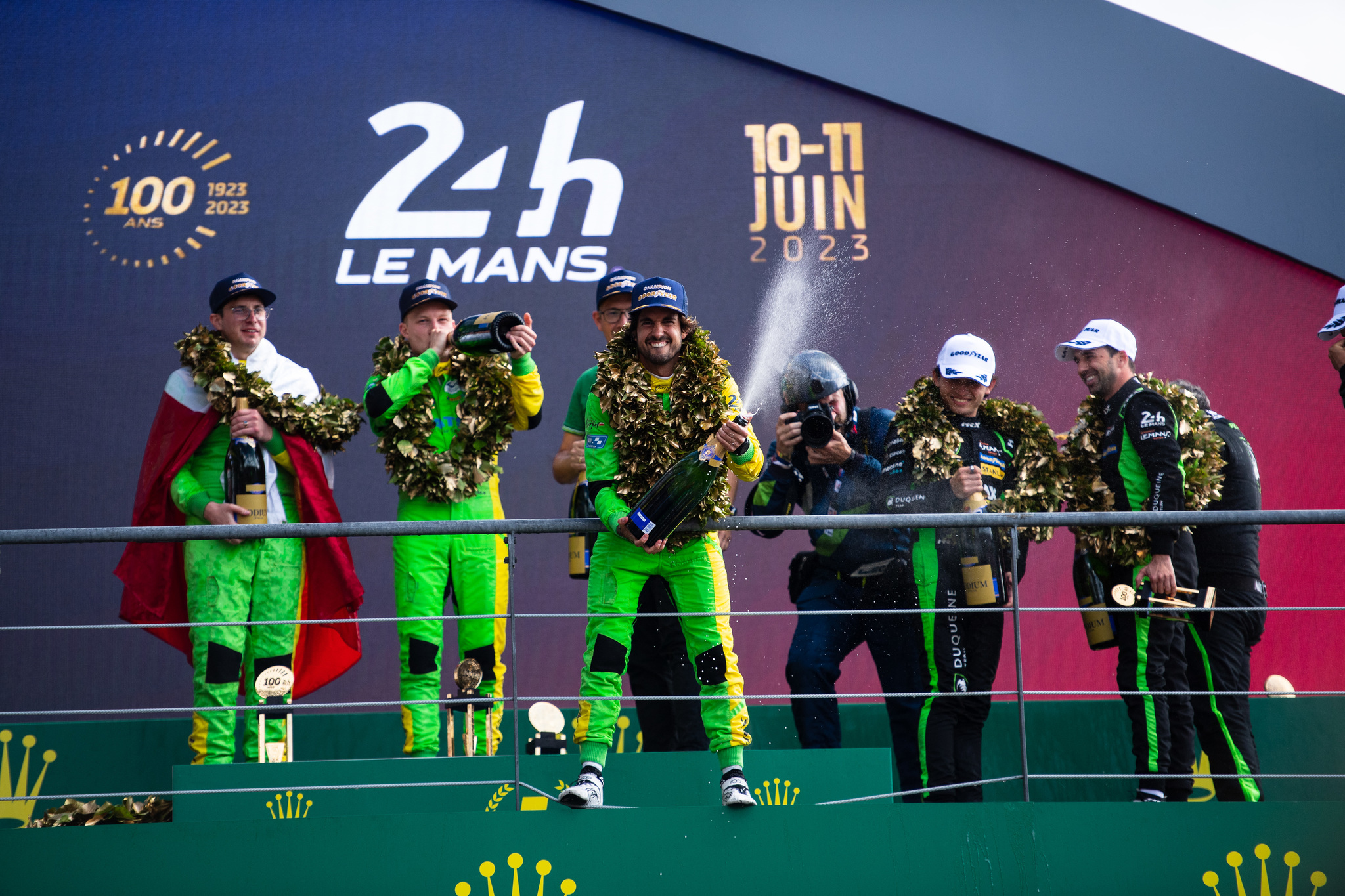 Costa, en el podio de la edición del Centenario de las 24 Horas de Le Mans.