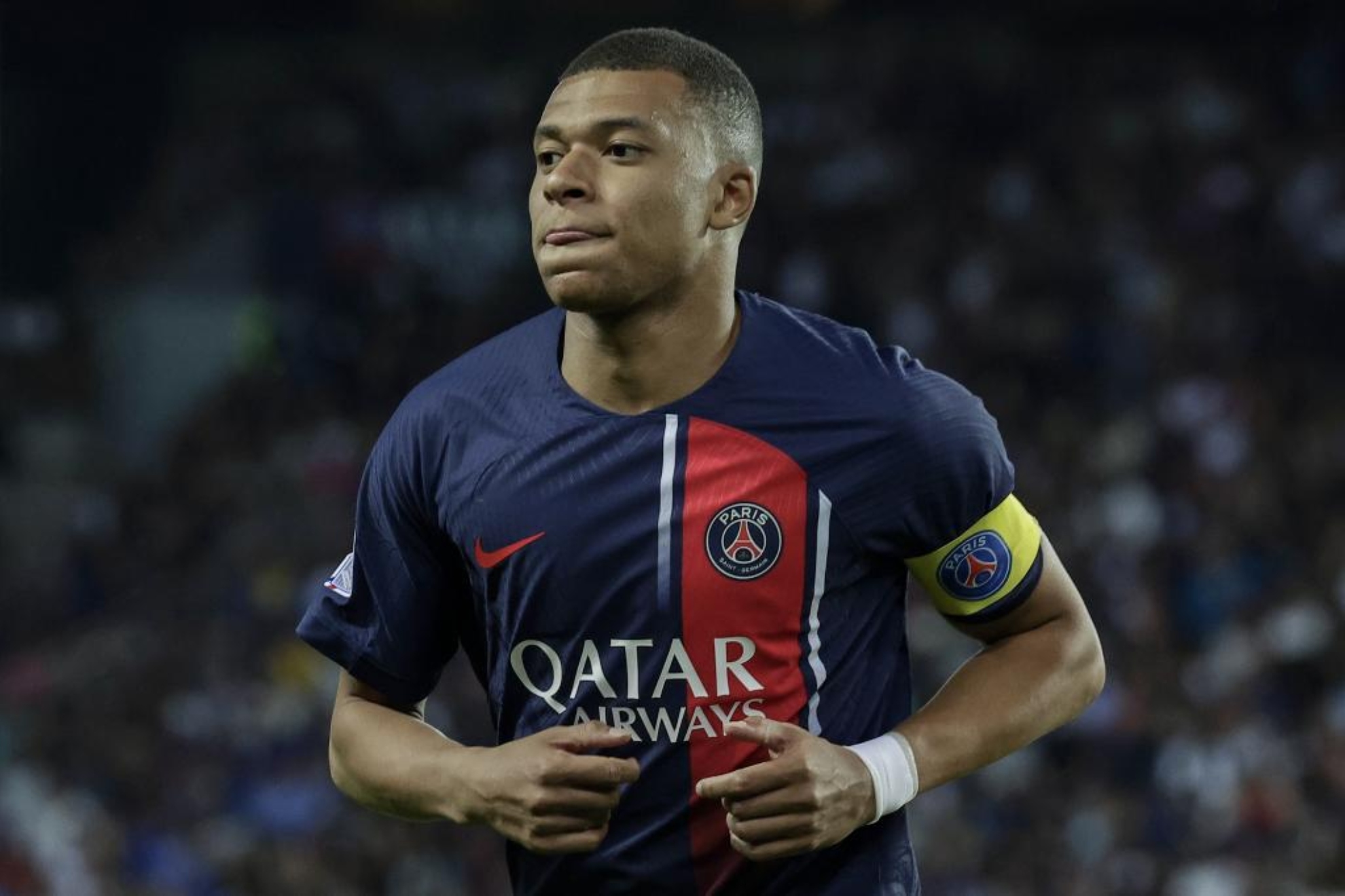 Kylian Mbappe reportedly tells PSG he won't renew and club consider selling him this summer