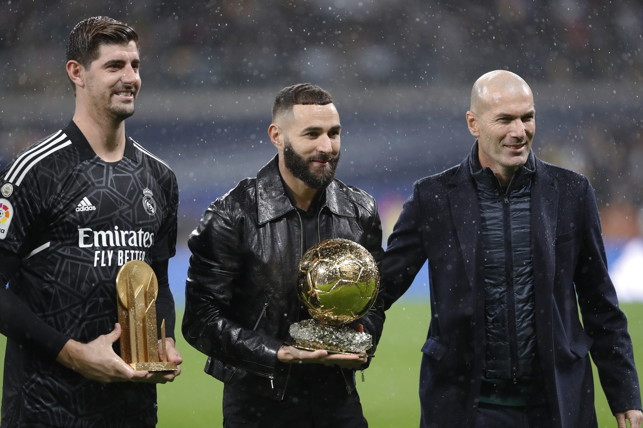 Zidane with Courtois and Benzema.