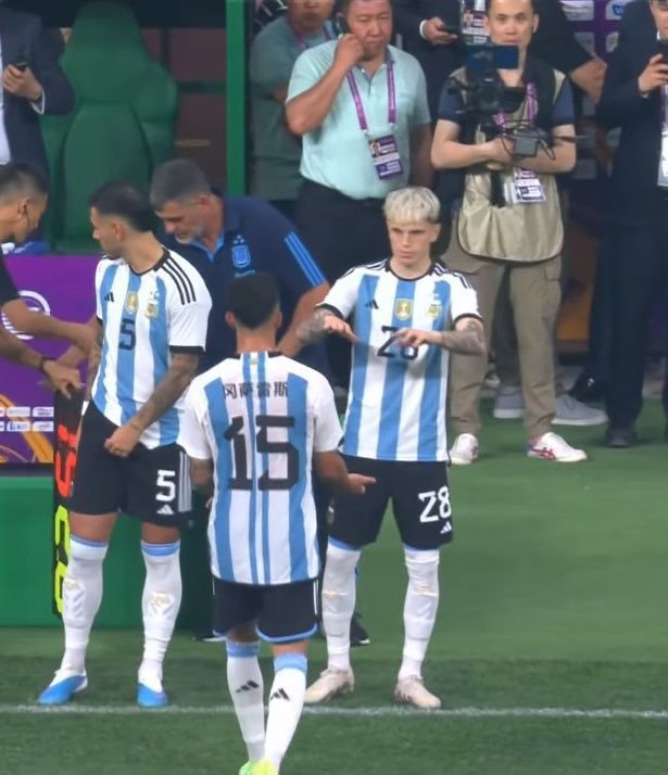 Garnacho debuta con Argentina