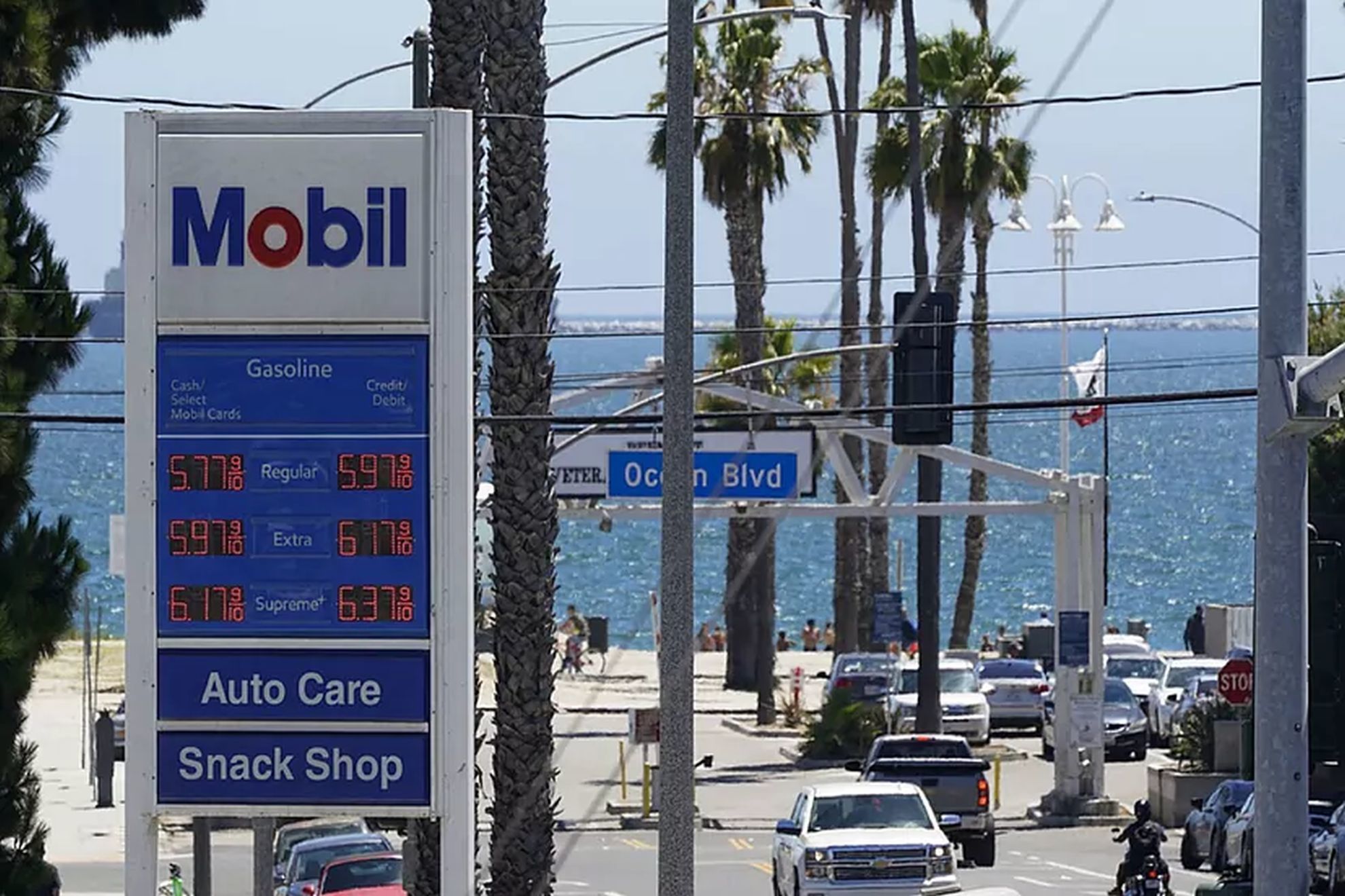 Gas Prices Today, June 18, 2023: Check the Cheapest Gas Stations Today