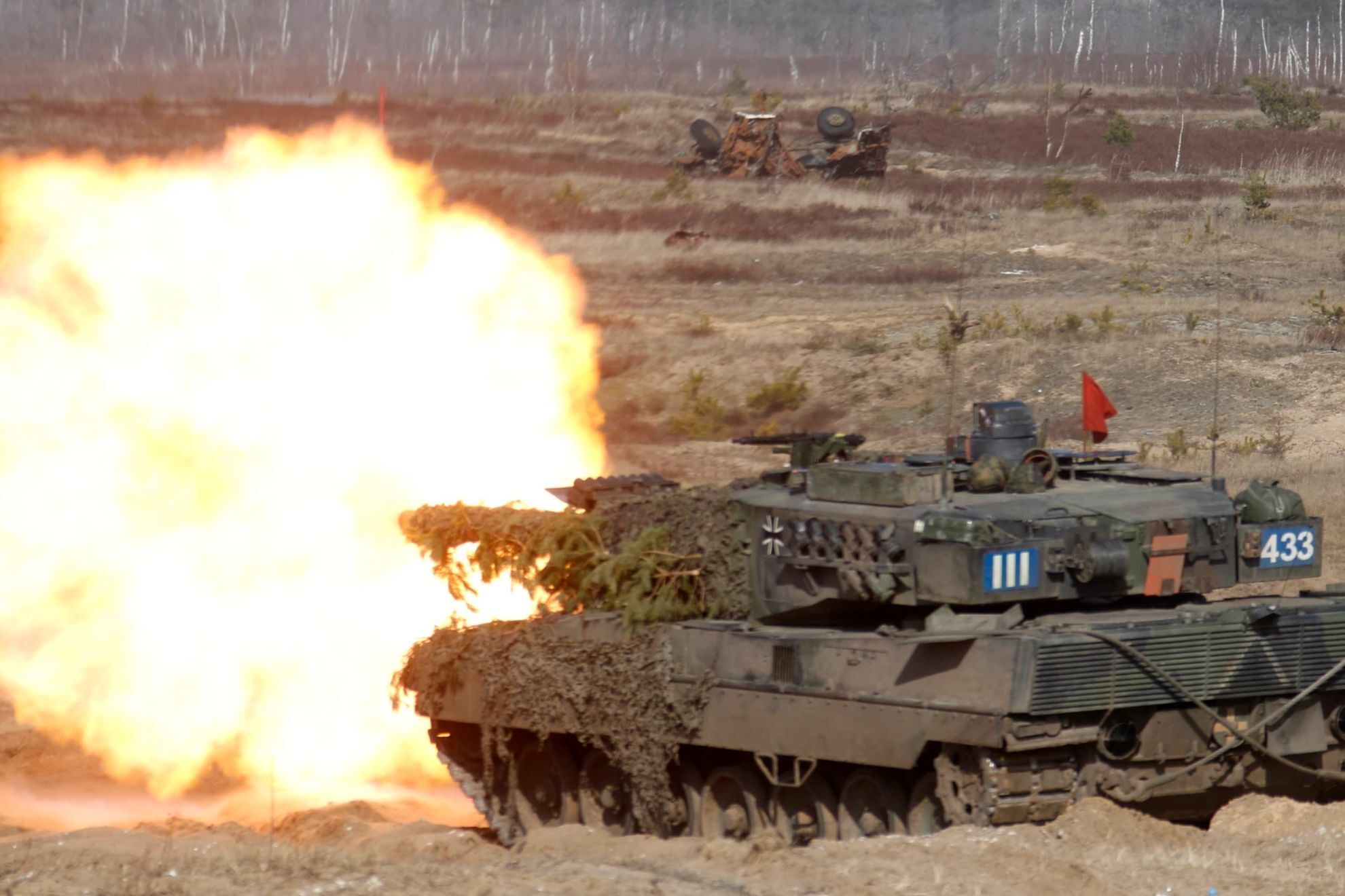 Tanques 'suicidas': así es la táctica rusa contra los soldados ucranianos atrincherados.