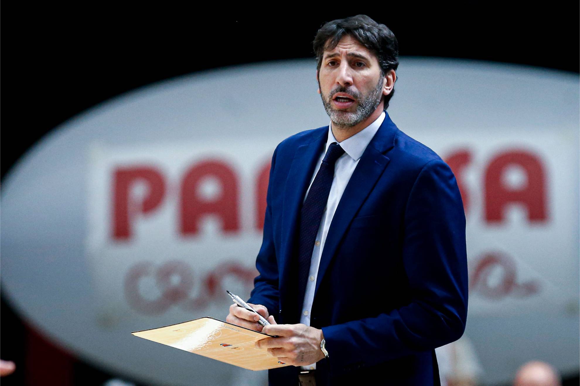 Álex Mumbrú, durante un encuentro del Valencia Basket.