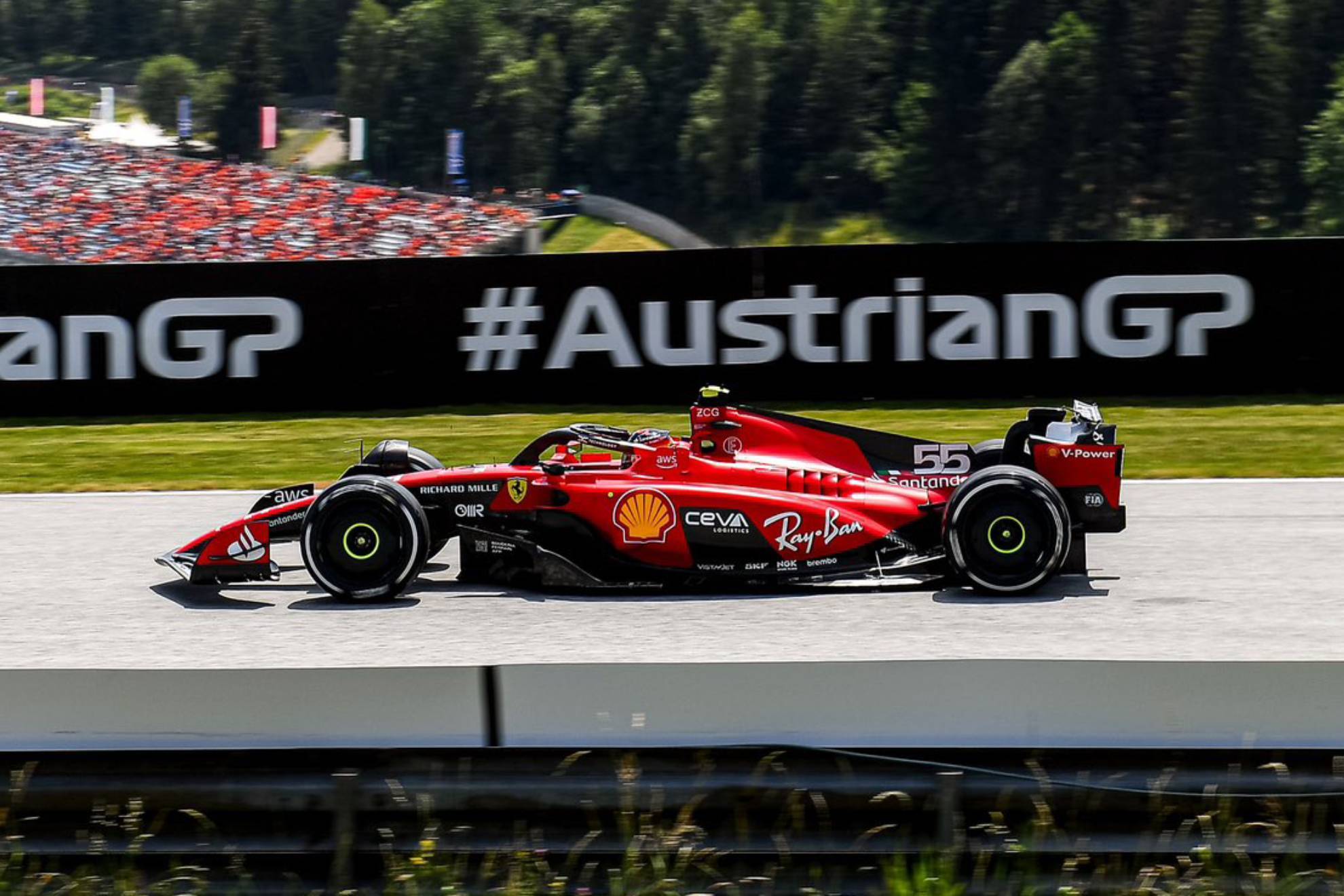Carlos Sainz, en los Libres 1 del GP de Austria 2023.