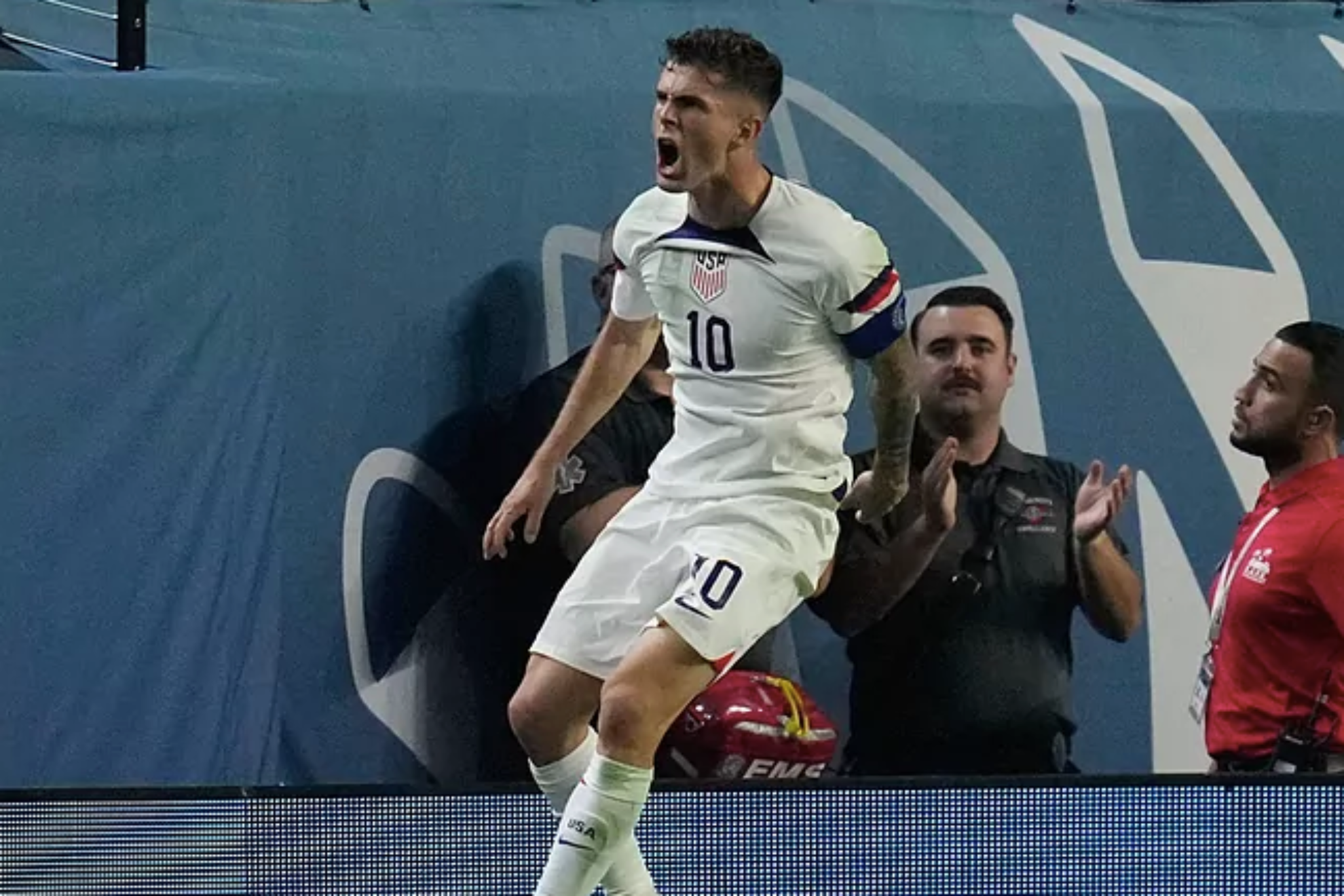 Lyon are hoping to gazump AC Milan with offer of 25 million euros for Christian Pulisic