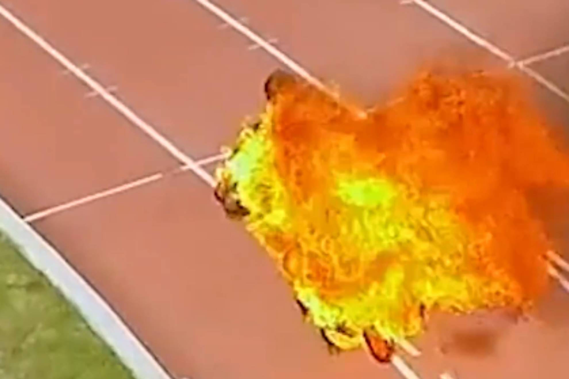 Un mito del atletismo clama contra el récord del mundo de 100 metros envuelto en llamas y sin oxígeno