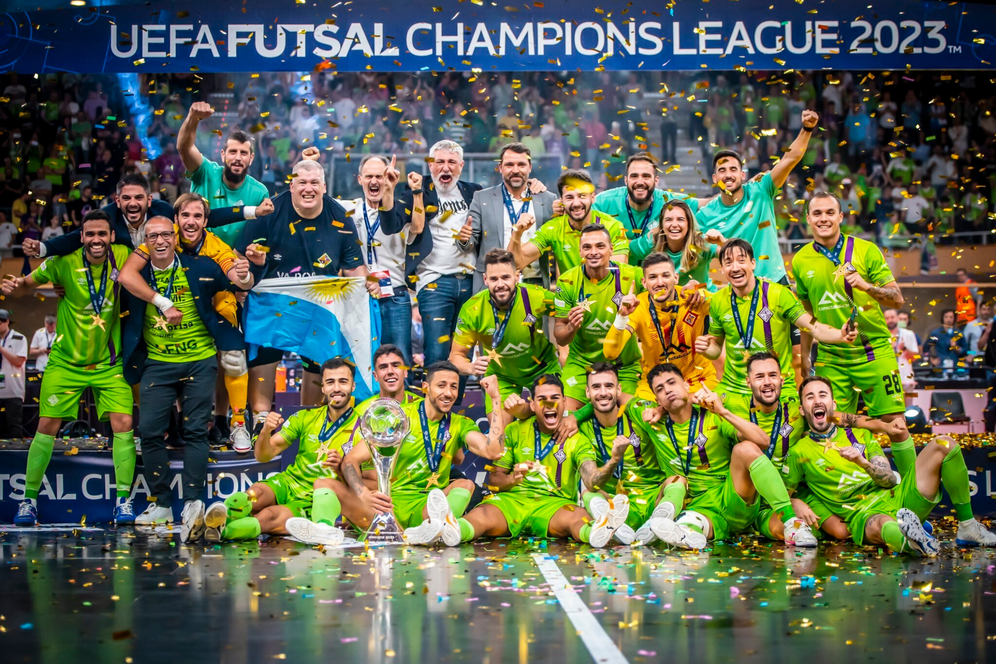 Los jugadores del Palma Futsal celebrando la Champions 2022-23.