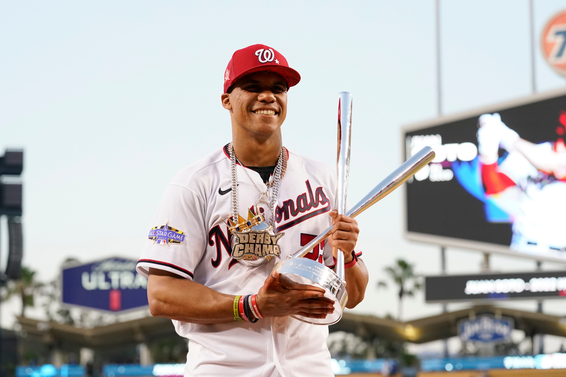 Juan Soto poses with the 2022 Home Run Derby trophy.