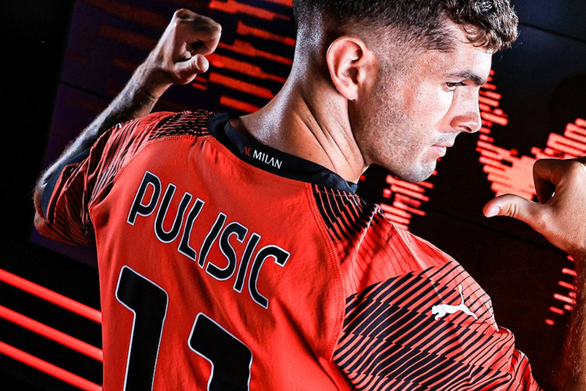 Serie A: Christian Pulisic introduced at Milan -- and clears up