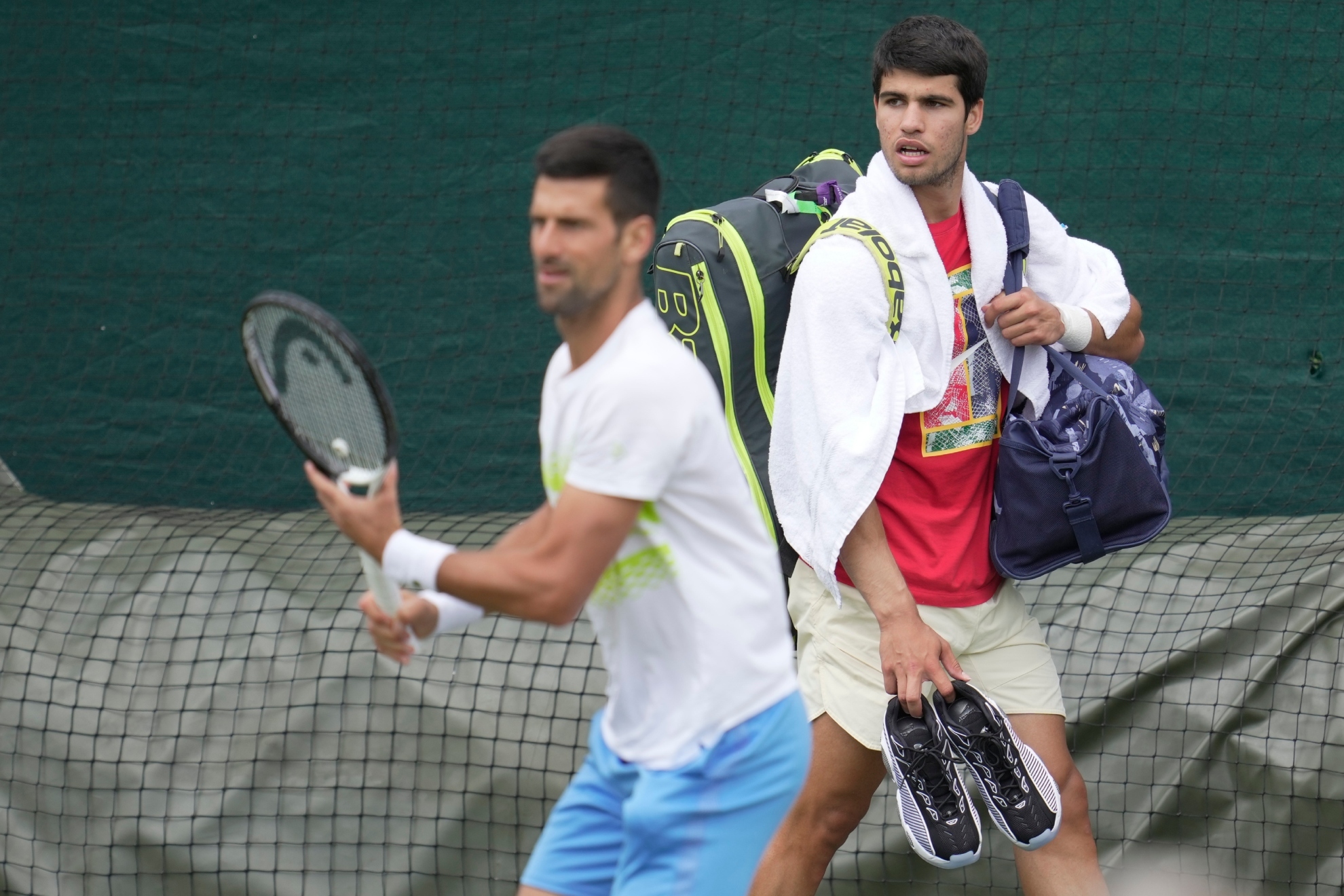 Djokovic entrena bajo la atenta mirada de Alcaraz