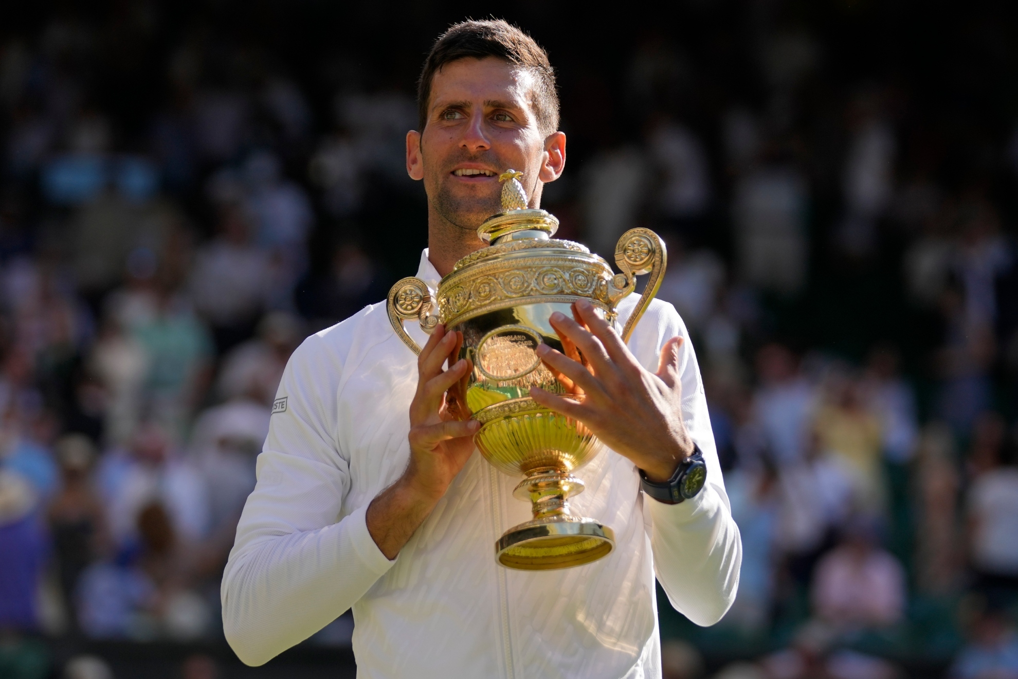 Djokovic, con el trofeo de campeón de la edición de 2022
