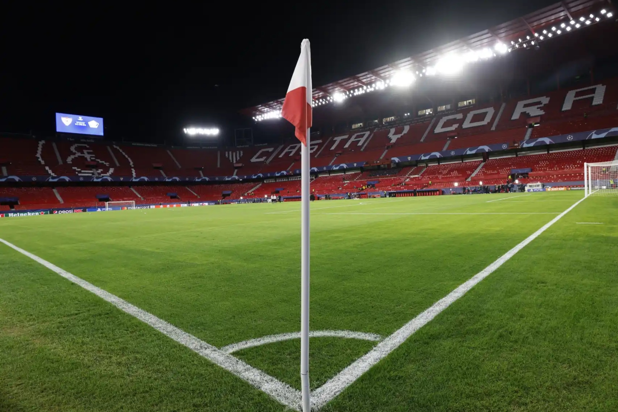 Sevilla Fan Token holders will choose and place the new corner flags at the Pizjuan.