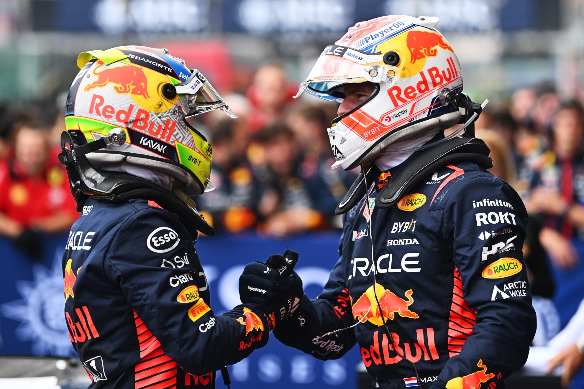 Checo Pérez y Max Verstappen durante el GP de Bélgica