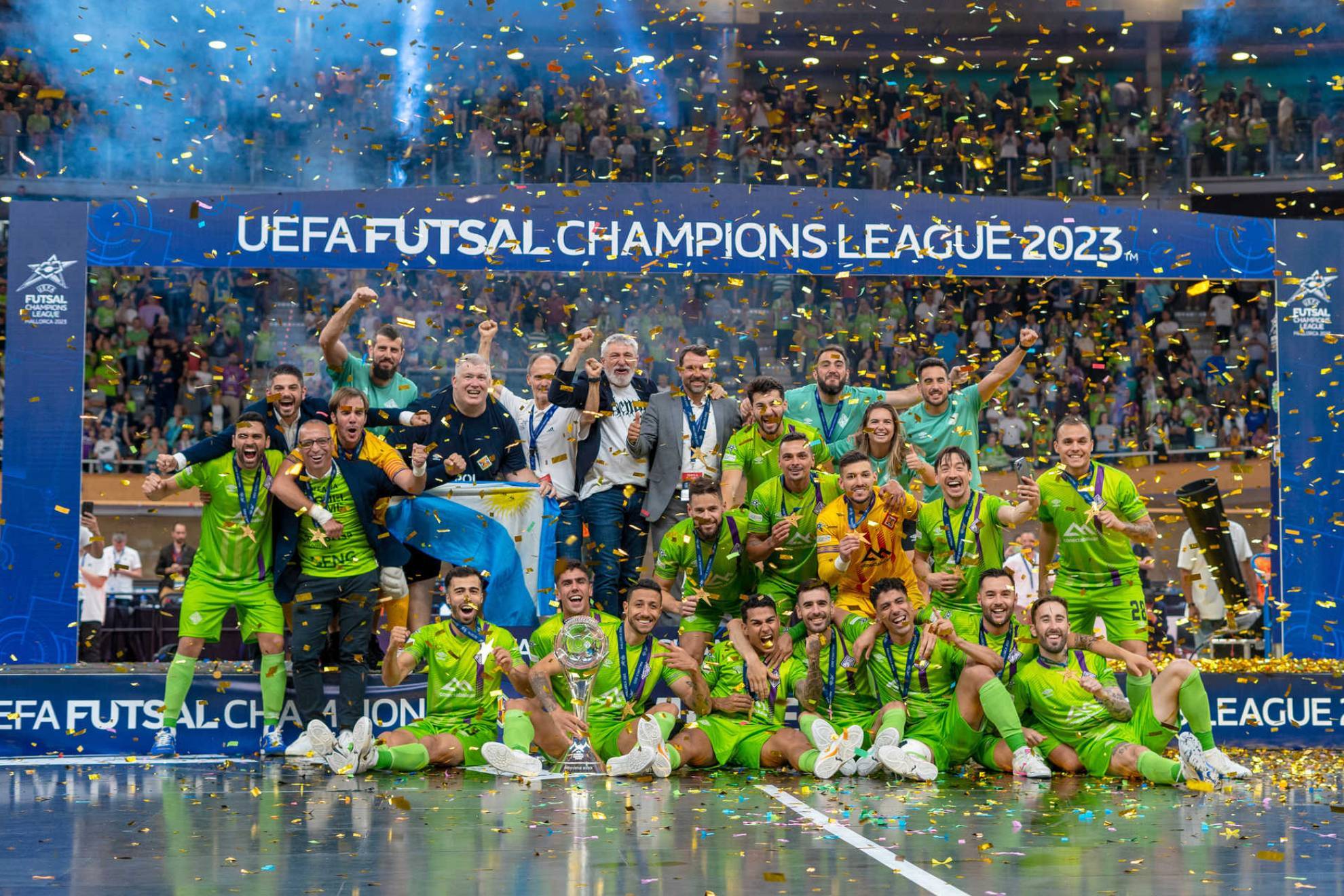 Mallorca Palma Futsal, tras proclamarse campen de Europa.