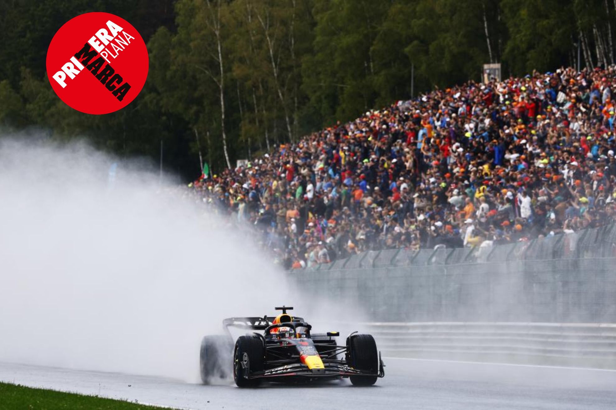 Max Verstappen celebra la victoria en el GP Gran Bretaña