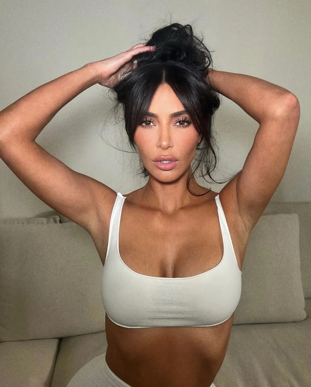 Kim Kardashian Receives Massive Backlash For Boasting About $2.5K Full Body  Scan, Gets Called 'Tone Deaf' As One Says “When Has She Ever Stopped Being…”