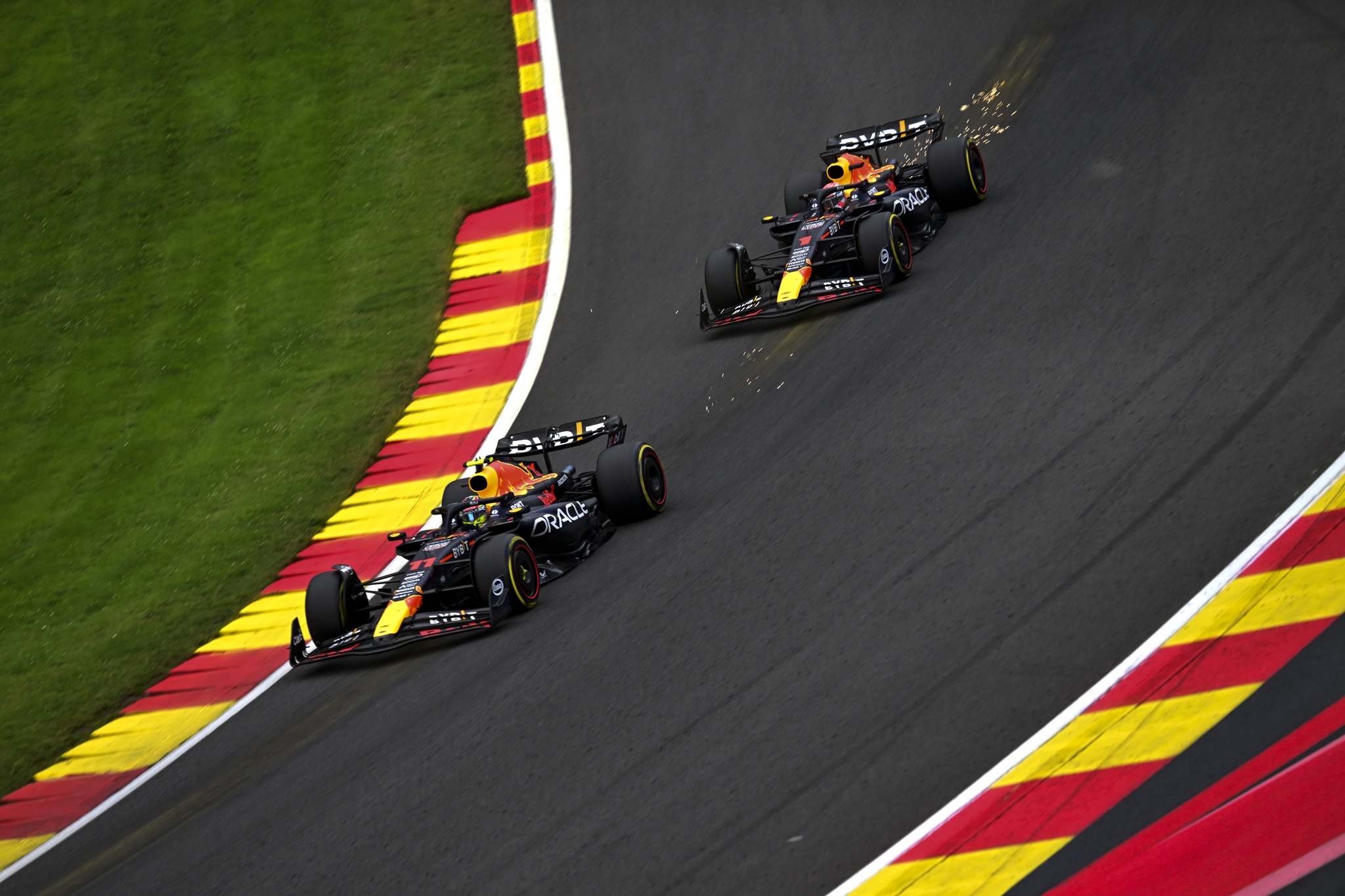 Los dos Red Bull en el circuito de Spa-Francochamps