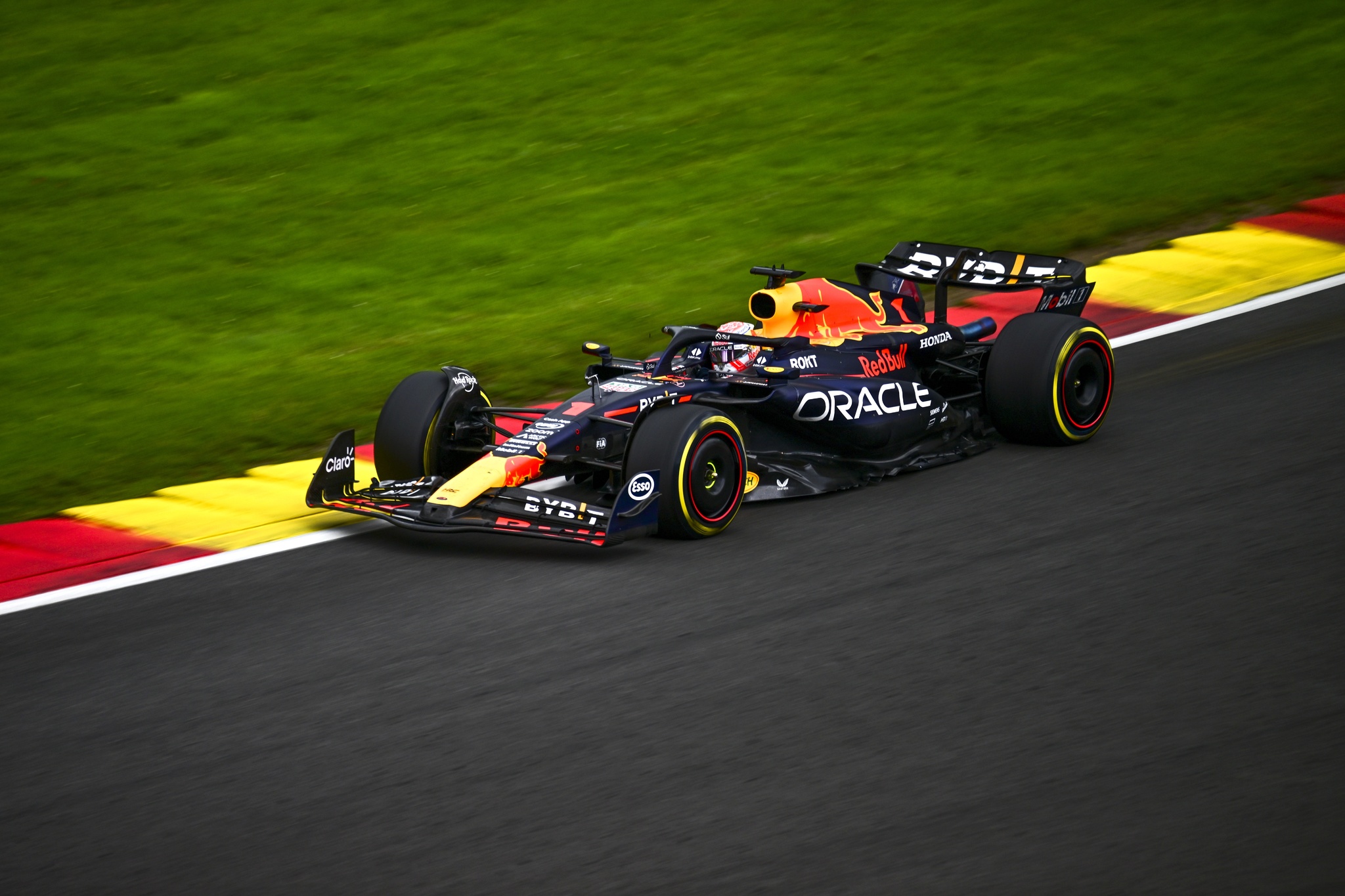 Max Verstappen en el circuito de Spa-Francochamps durante el GP de Blgica