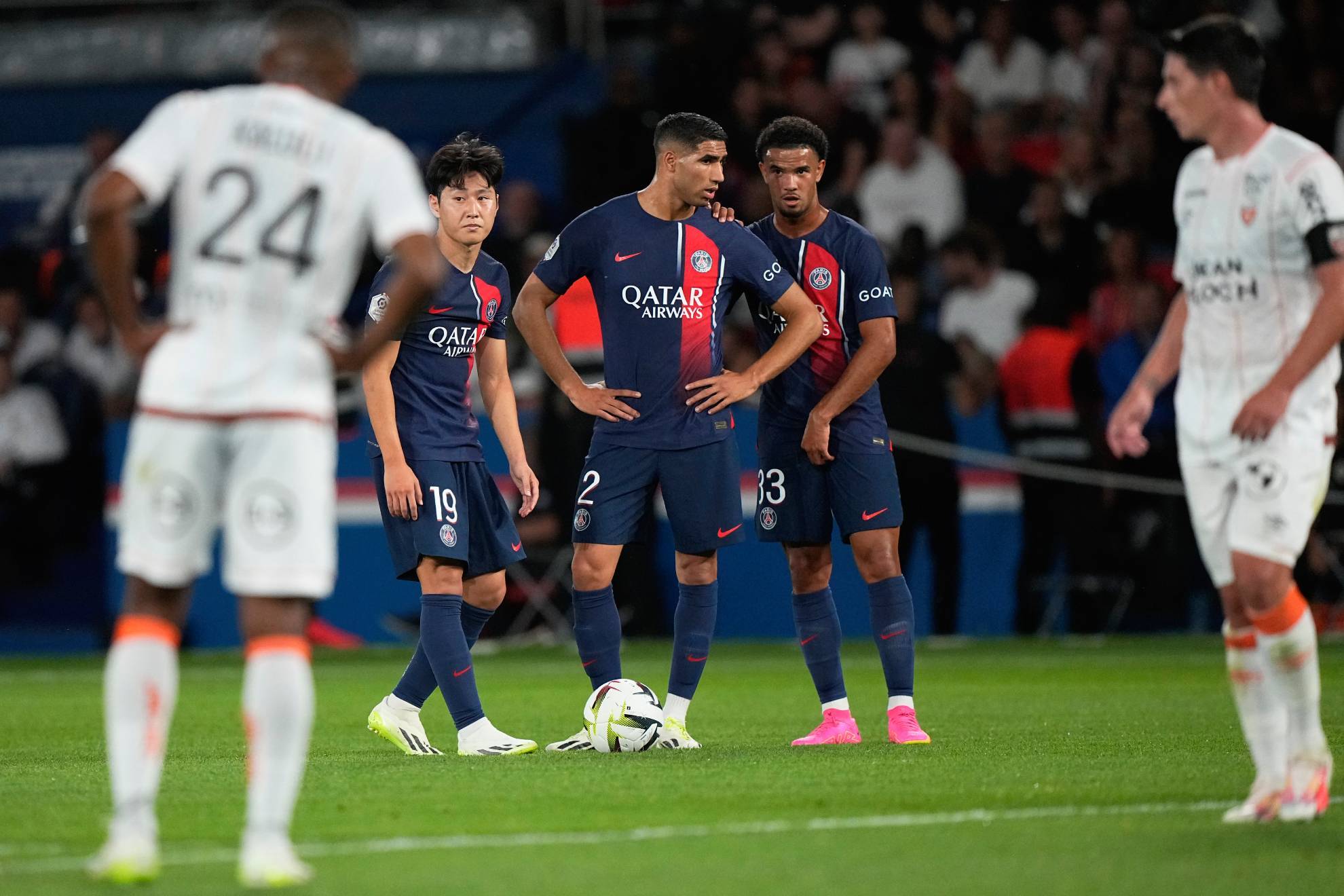 PSG draws 0-0 without Mbappe and other stars