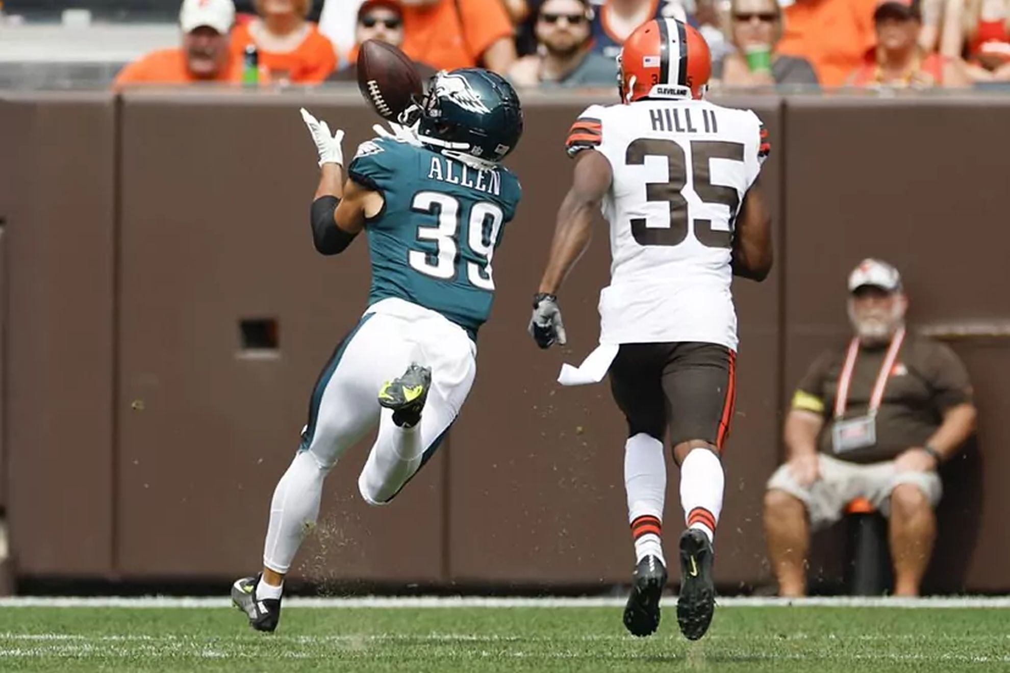 What time is Browns vs Eagles? TV channel, where to watch it online, schedule for today's NFL pre-season game