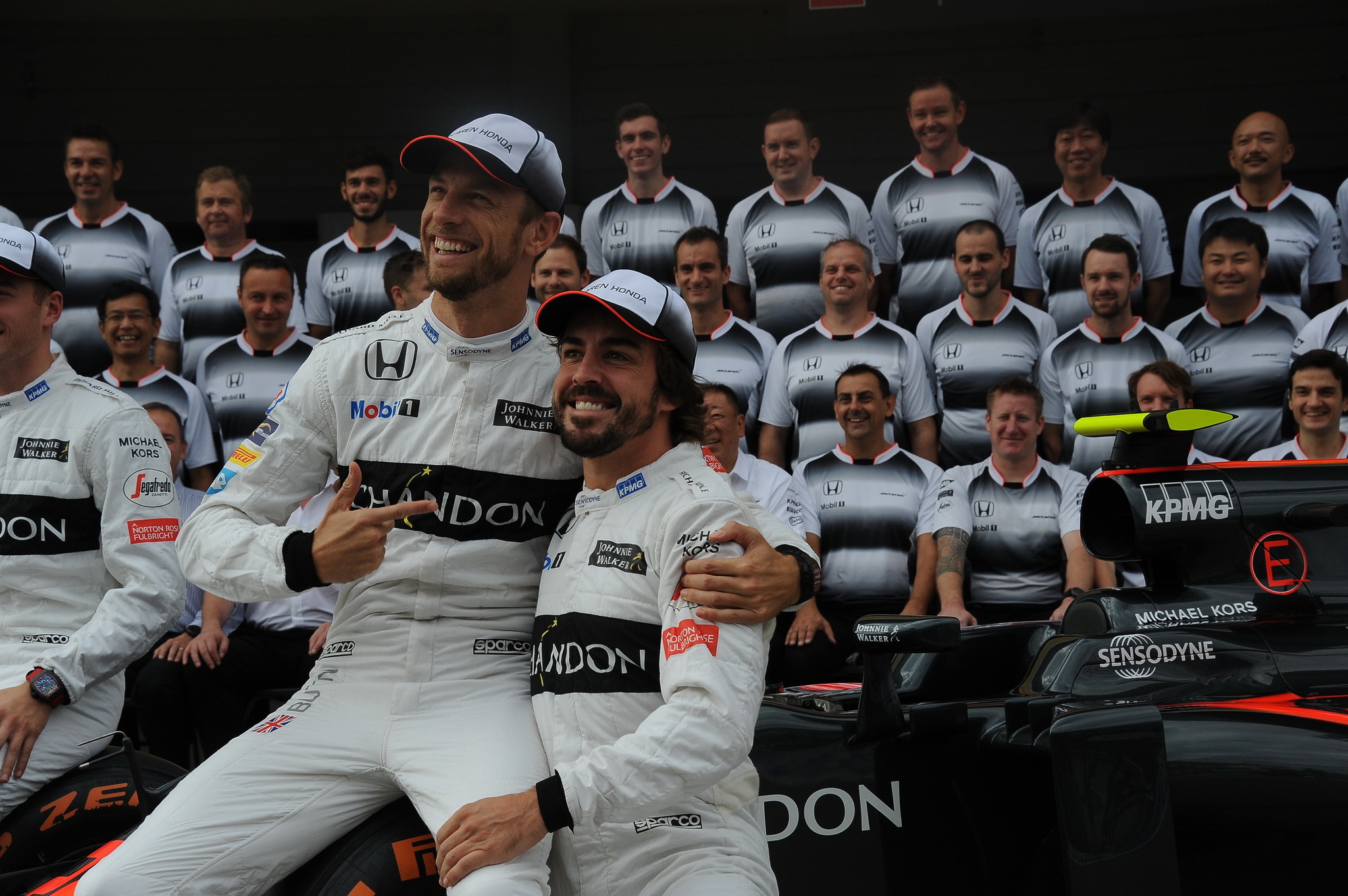 Fernando Alonso y Jenson Button cuando eran compaeros de equipo en McLaren