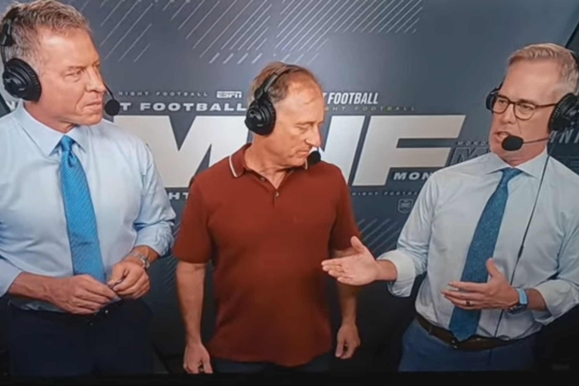 Touchdown of awkwardness: NFL Commentator Joe Buck's misinterpreted handshake delights internet