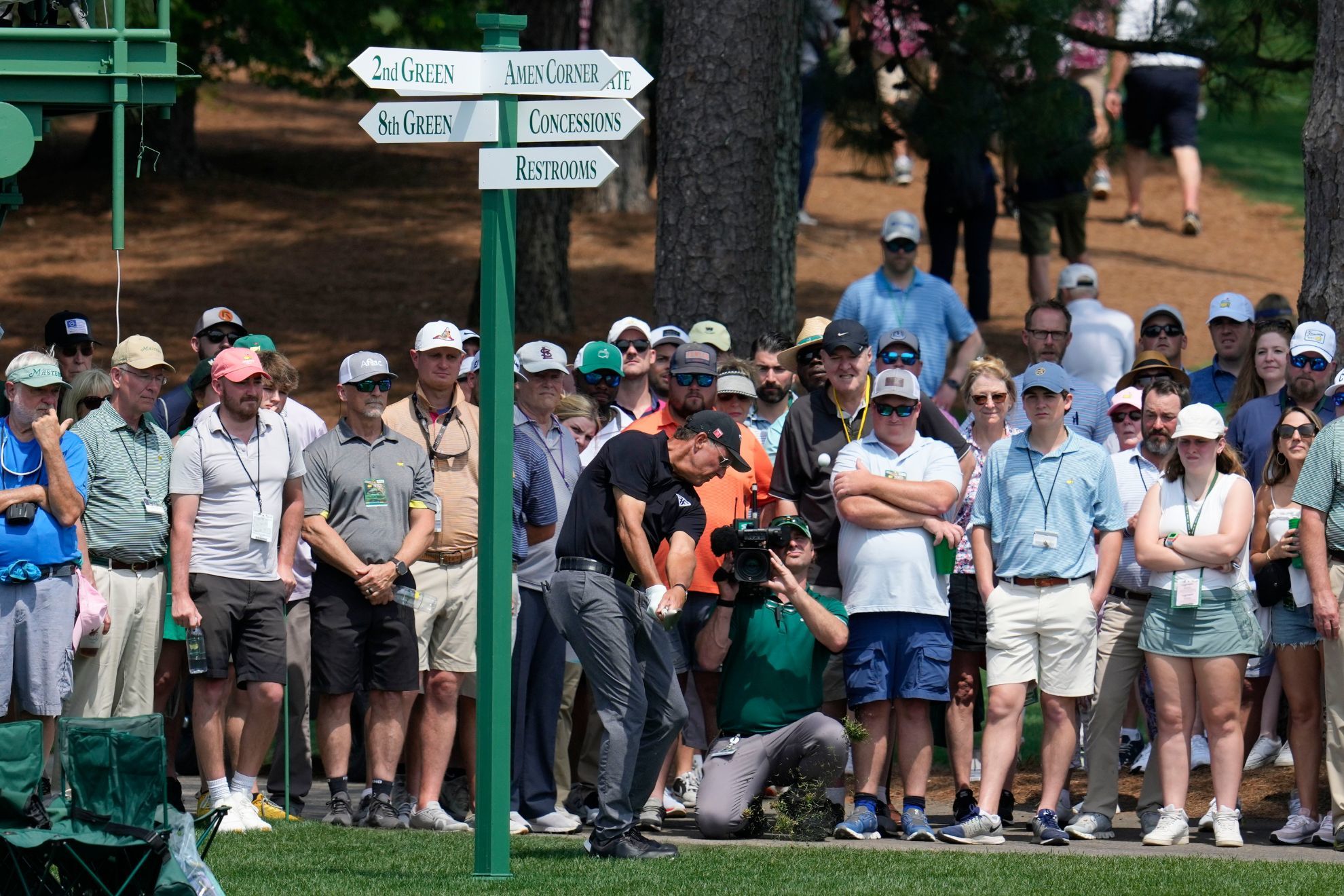 Phil Mickelson owns up to stealing signs at Augusta and even shows proof