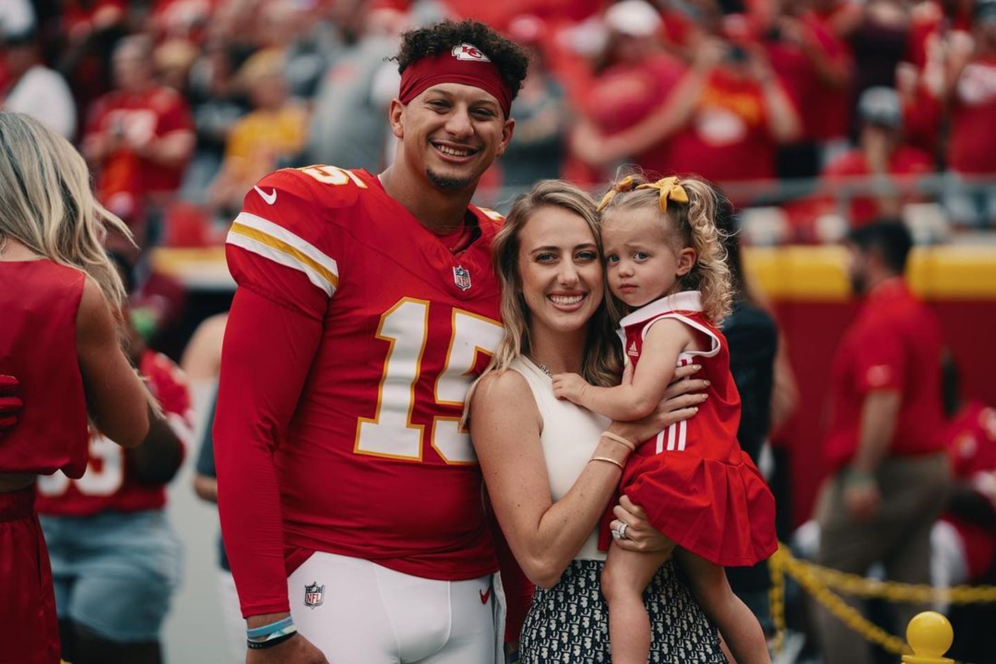Brittany Mahomes and daughter Sterling steal the show in captivating photos at Arrowhead Stadium