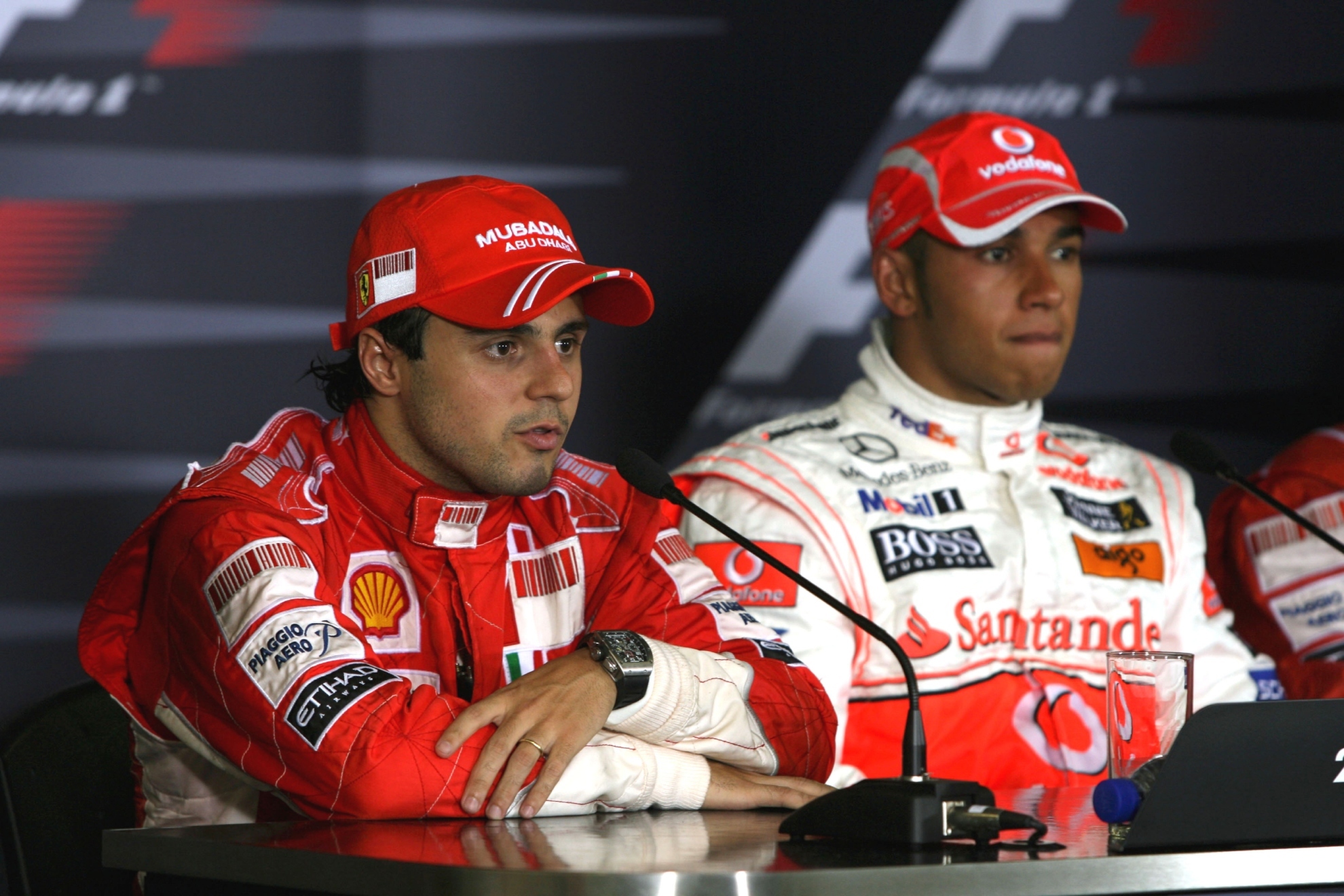 Felipe Massa y Lewis Hamilton durante la conferencia de prensa del GP de China 2008