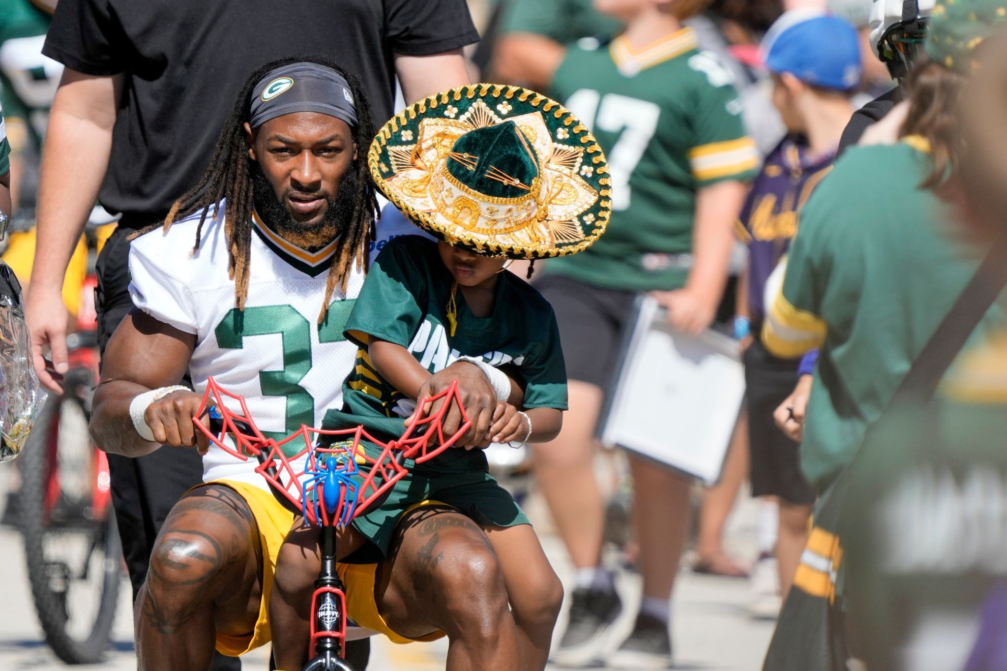 Packers RB Aaron Jones purchases $7M Miami residence from famous rapper
