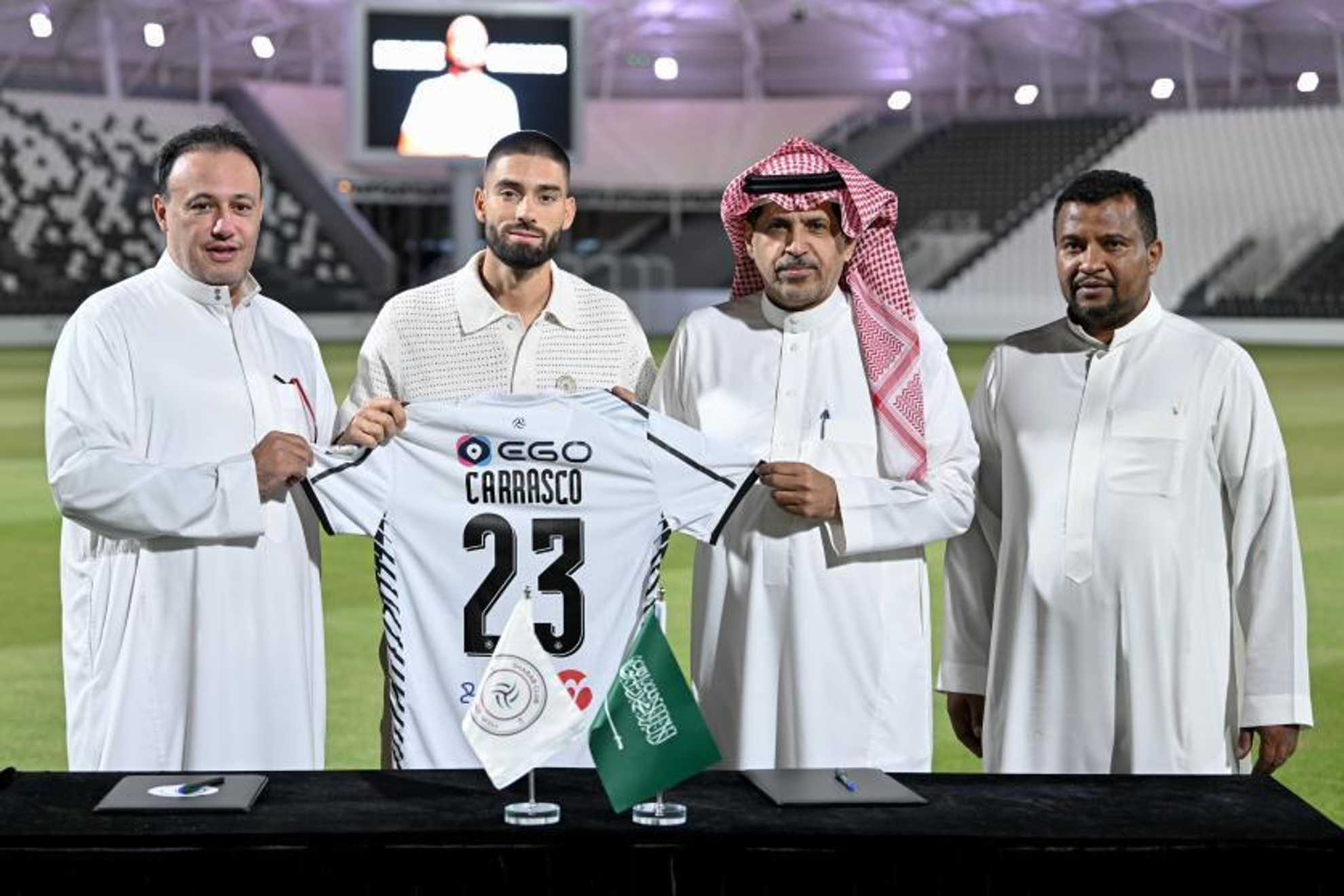 Carrasco, presentado como nuevo jugador del Al Shabab