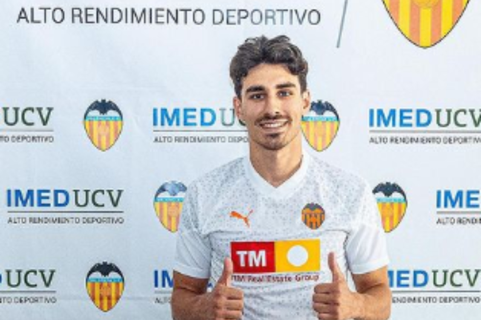 El '10' exige un punto más de exigencia a Almeida en el Valencia.
