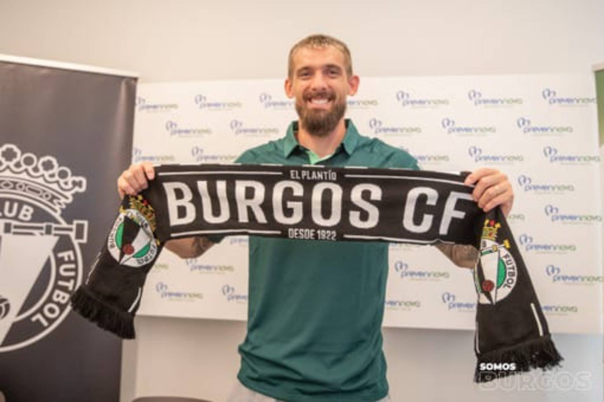 Saveljich en su presentación como nuevo jugador del Burgos