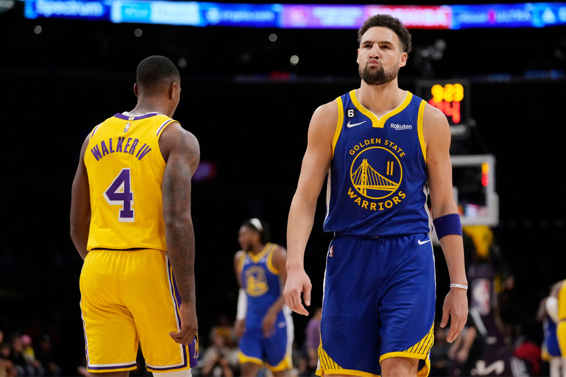 Lakers 106-121 Warriors: Stephen Curry y los Warriors calman los