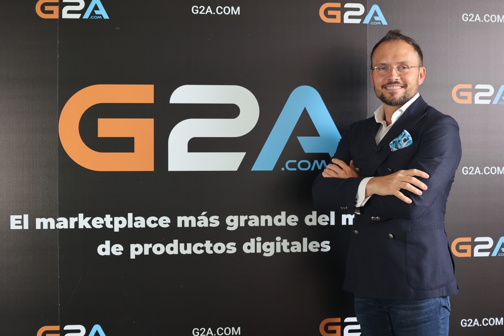 Bartosz Skwarczek CEO de G2A.com durante su visita a España
