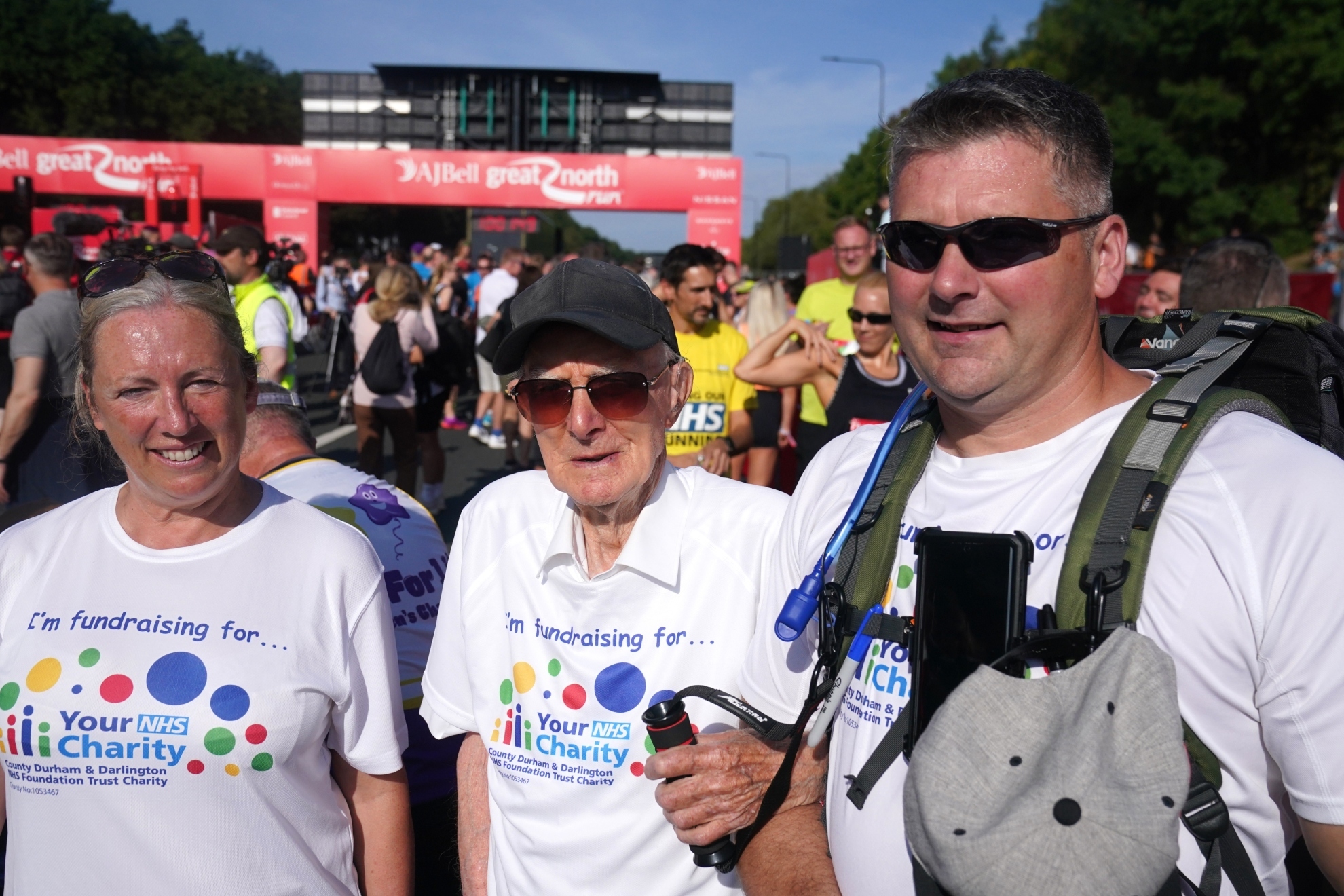 Bill Cooksey, de 102 años, se erige en la persona de mayor edad en terminar un medio maratón